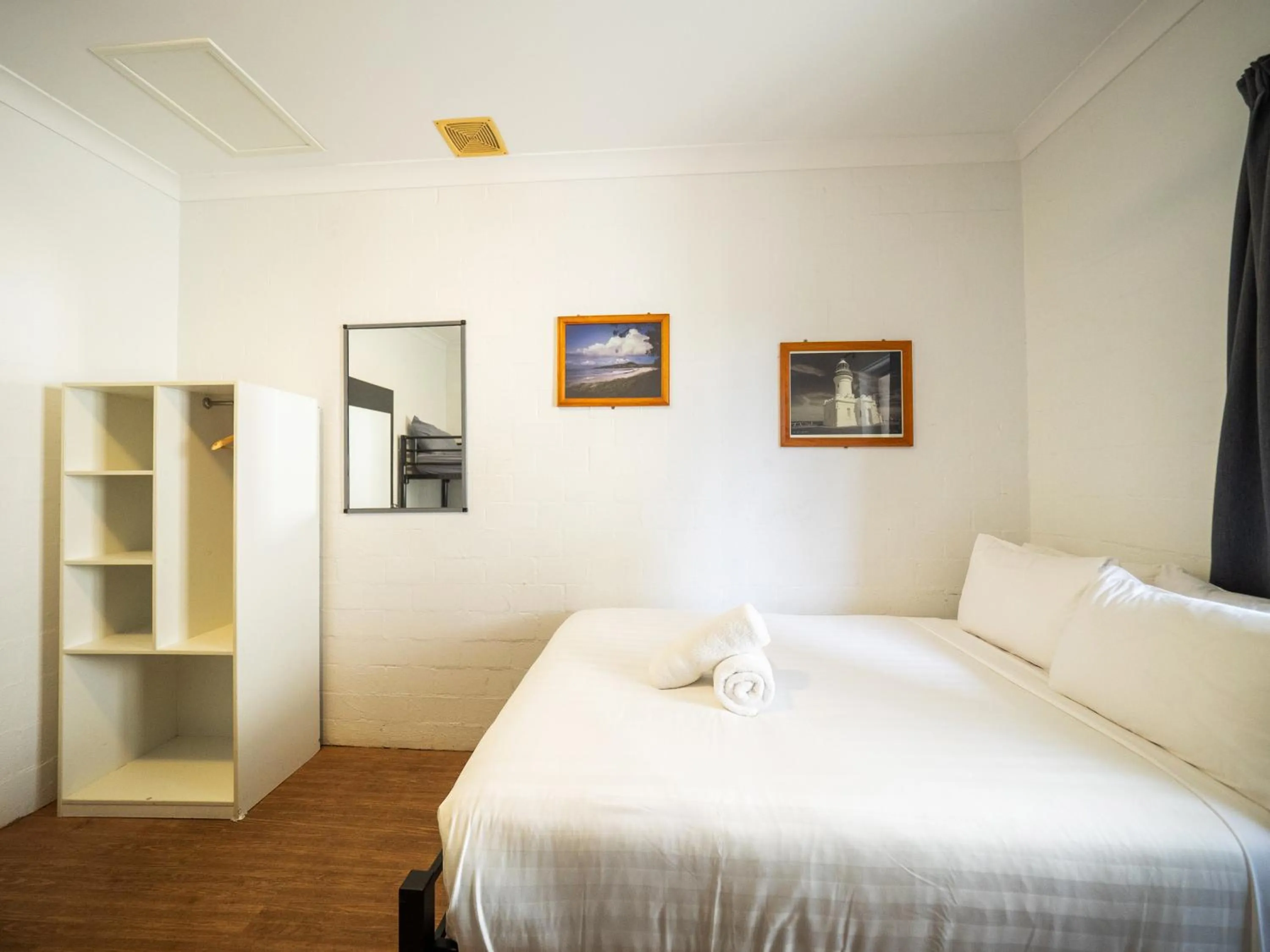 Double Plus Two with Shared Bathroom in YHA Byron Bay