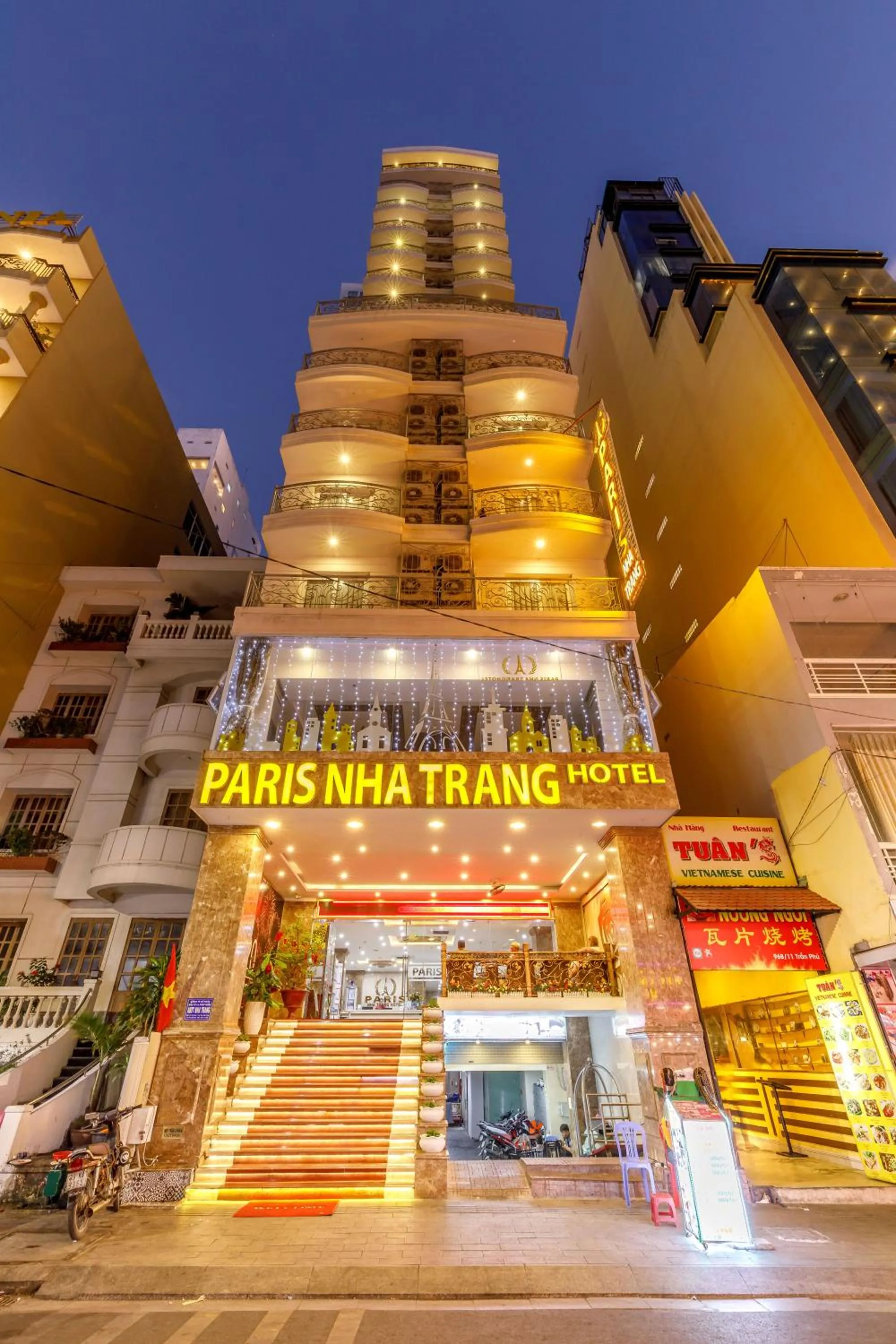 Paris Luxury Hotel & Apartment Nha Trang