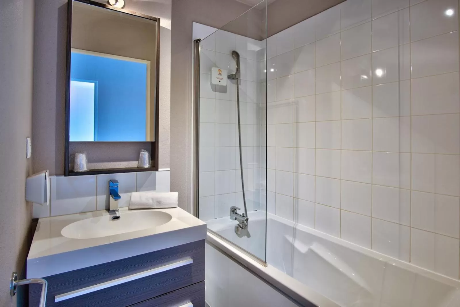 Family Room in Adonis Hotel Bayonne