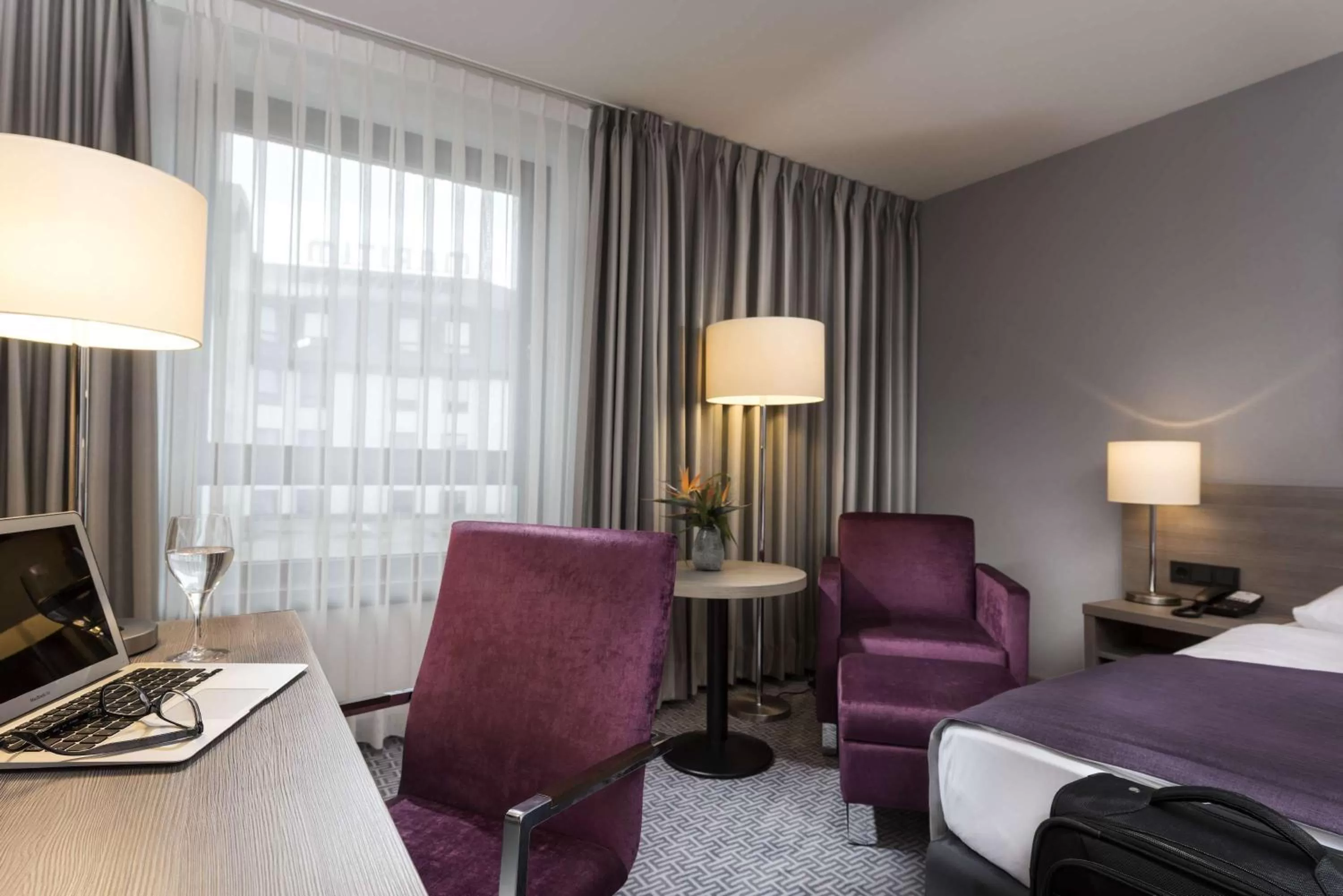 Classic Single Room with Old Town View in Maritim Hotel Königswinter