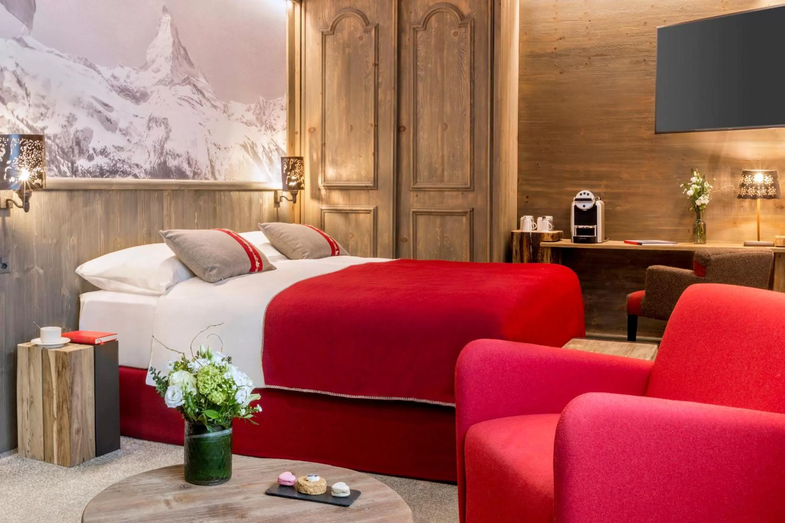 Executive Triple Room in Edelweiss Manotel