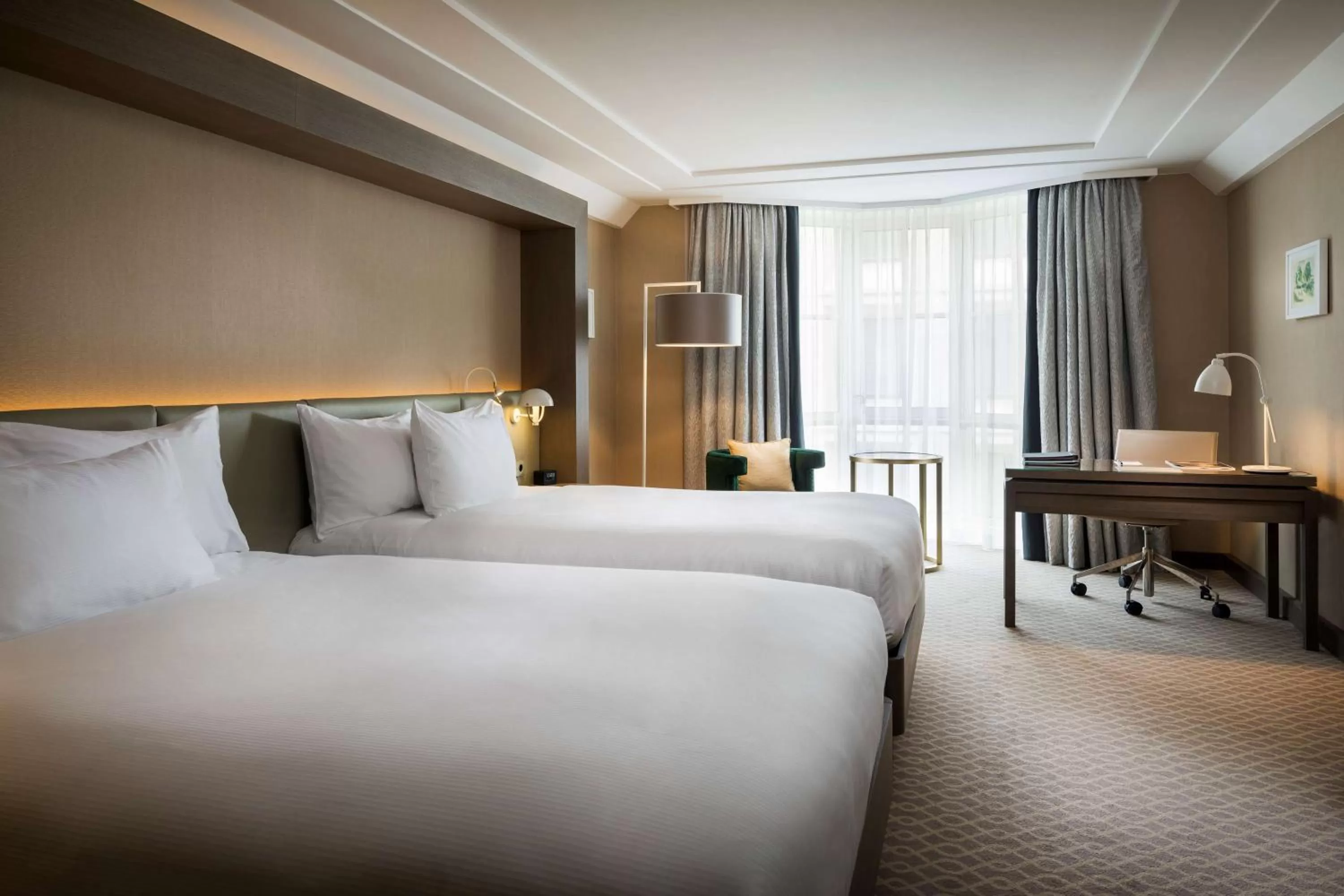 Twin Plaza Room in Hilton Vienna Plaza