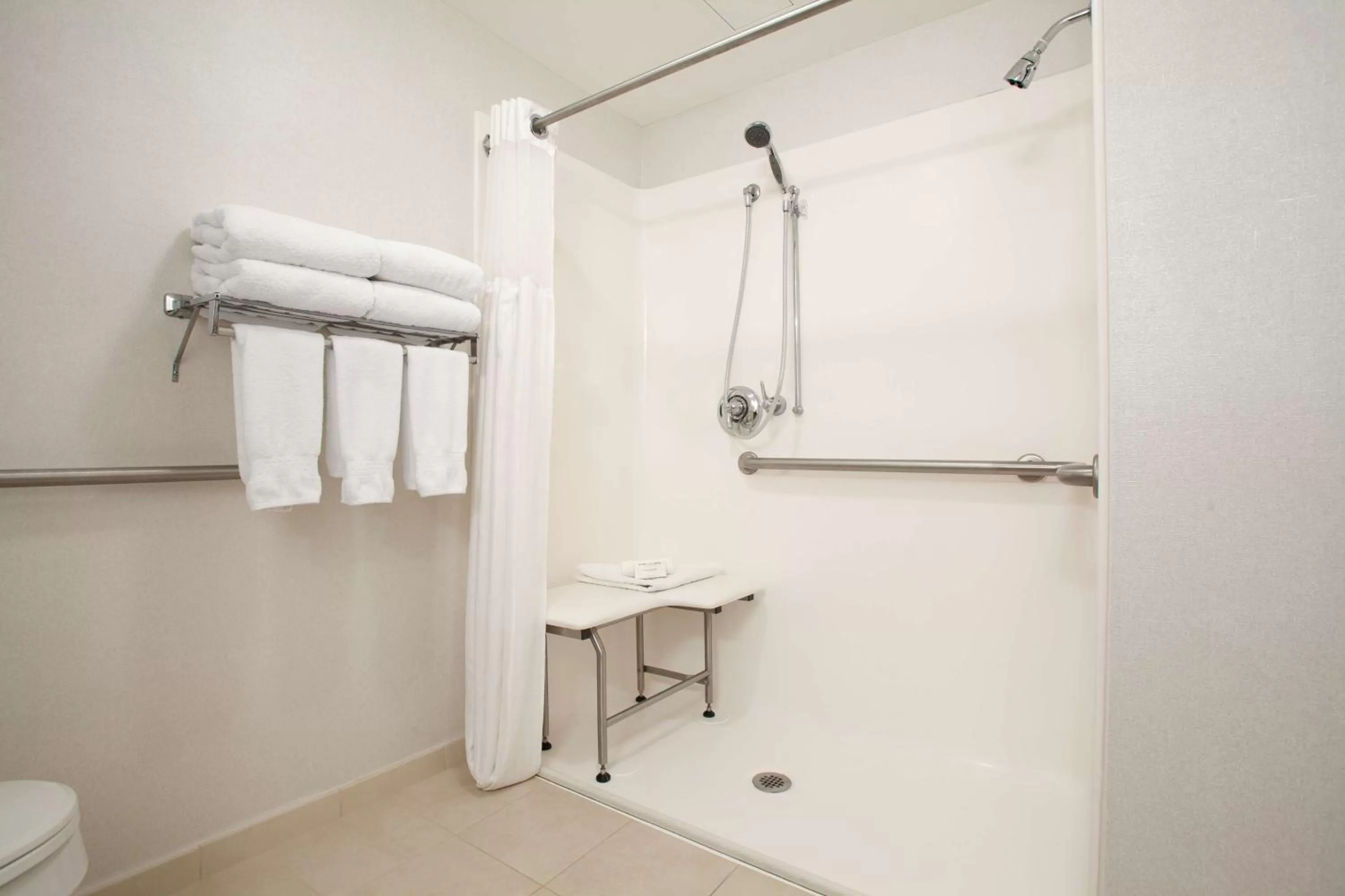 King Room - Disability Access in Hilton Boston Dedham