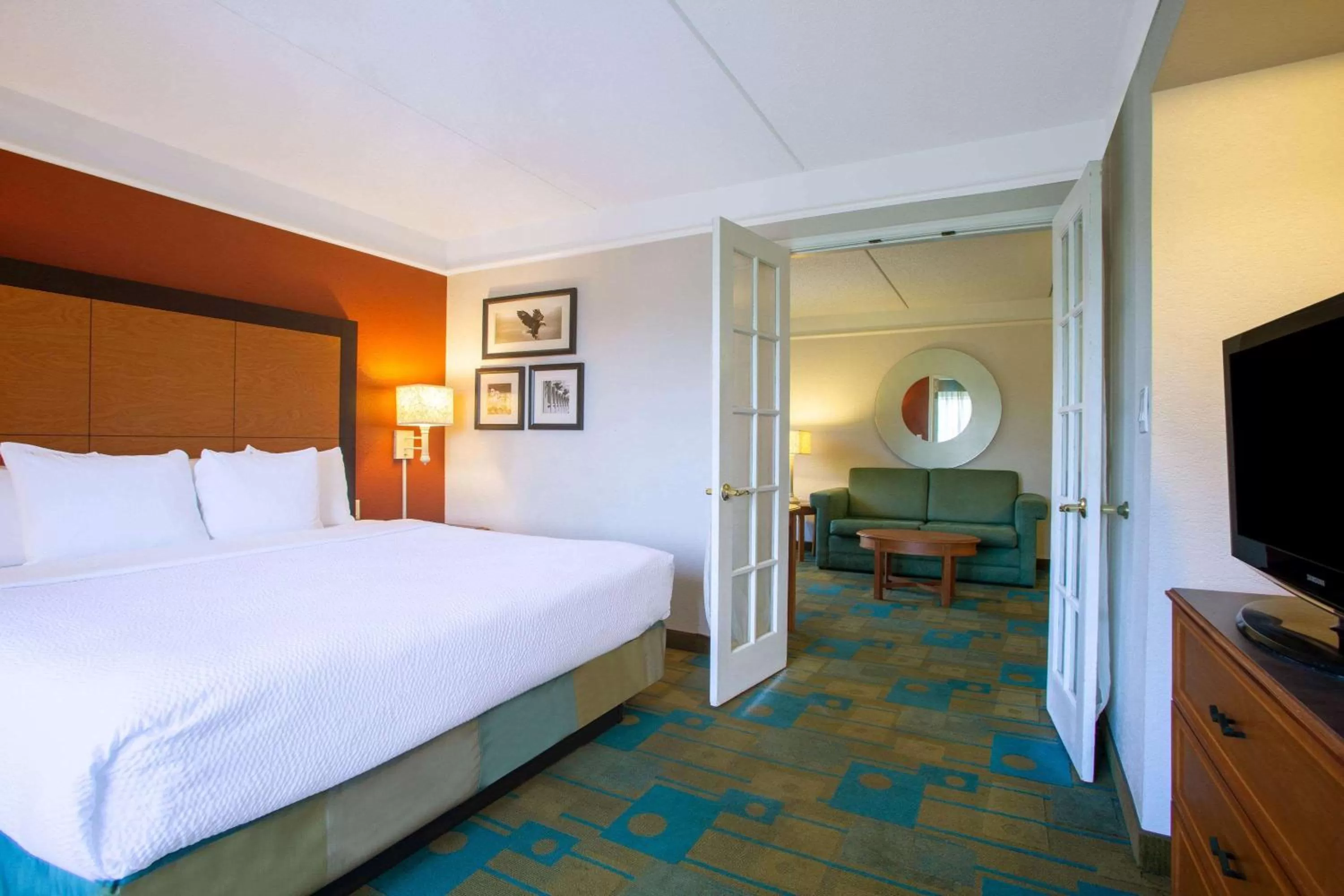 King Suite in La Quinta by Wyndham Charlotte Airport South