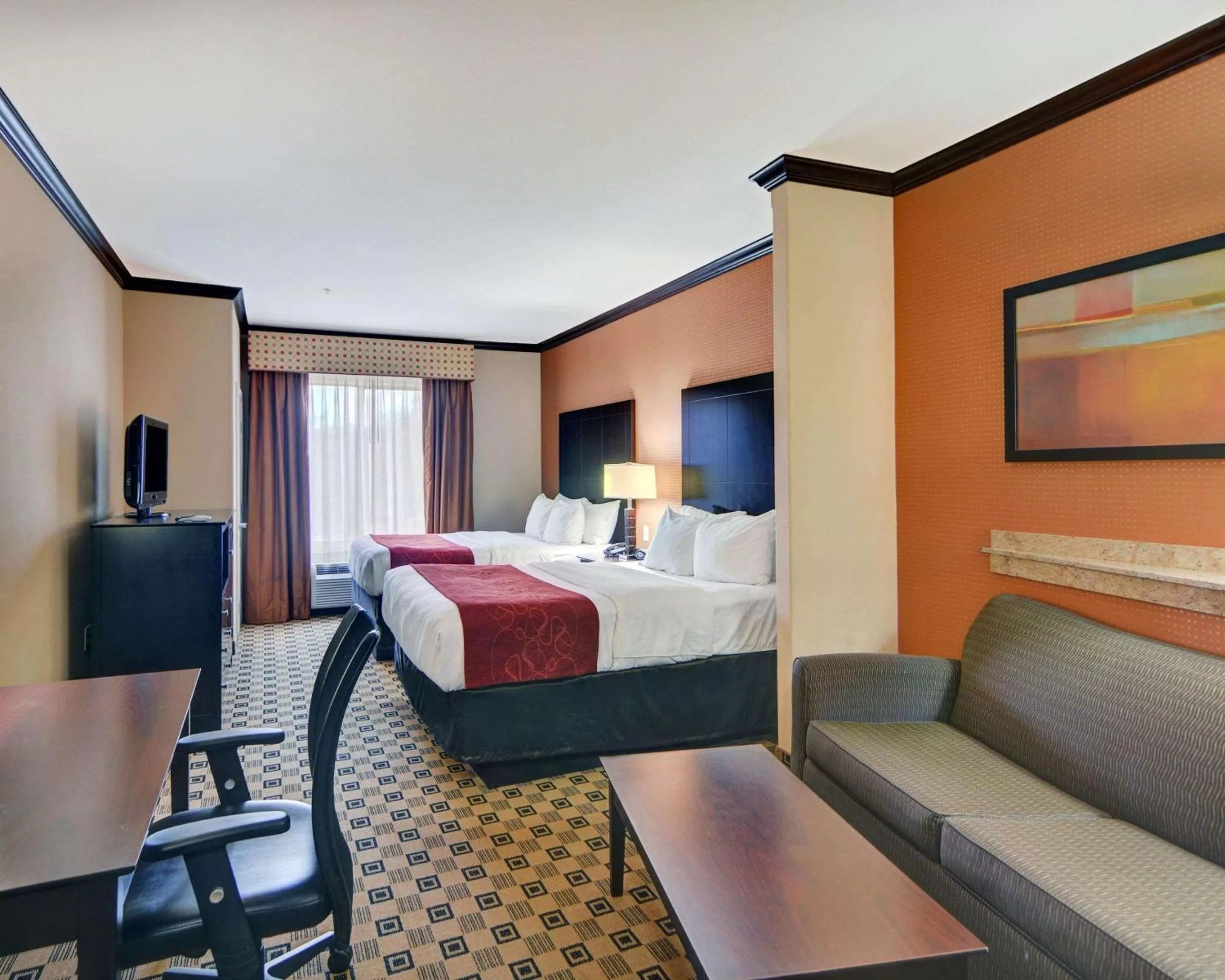Queen Suite - Disability Access/Non-Smoking in Comfort Suites Kilgore
