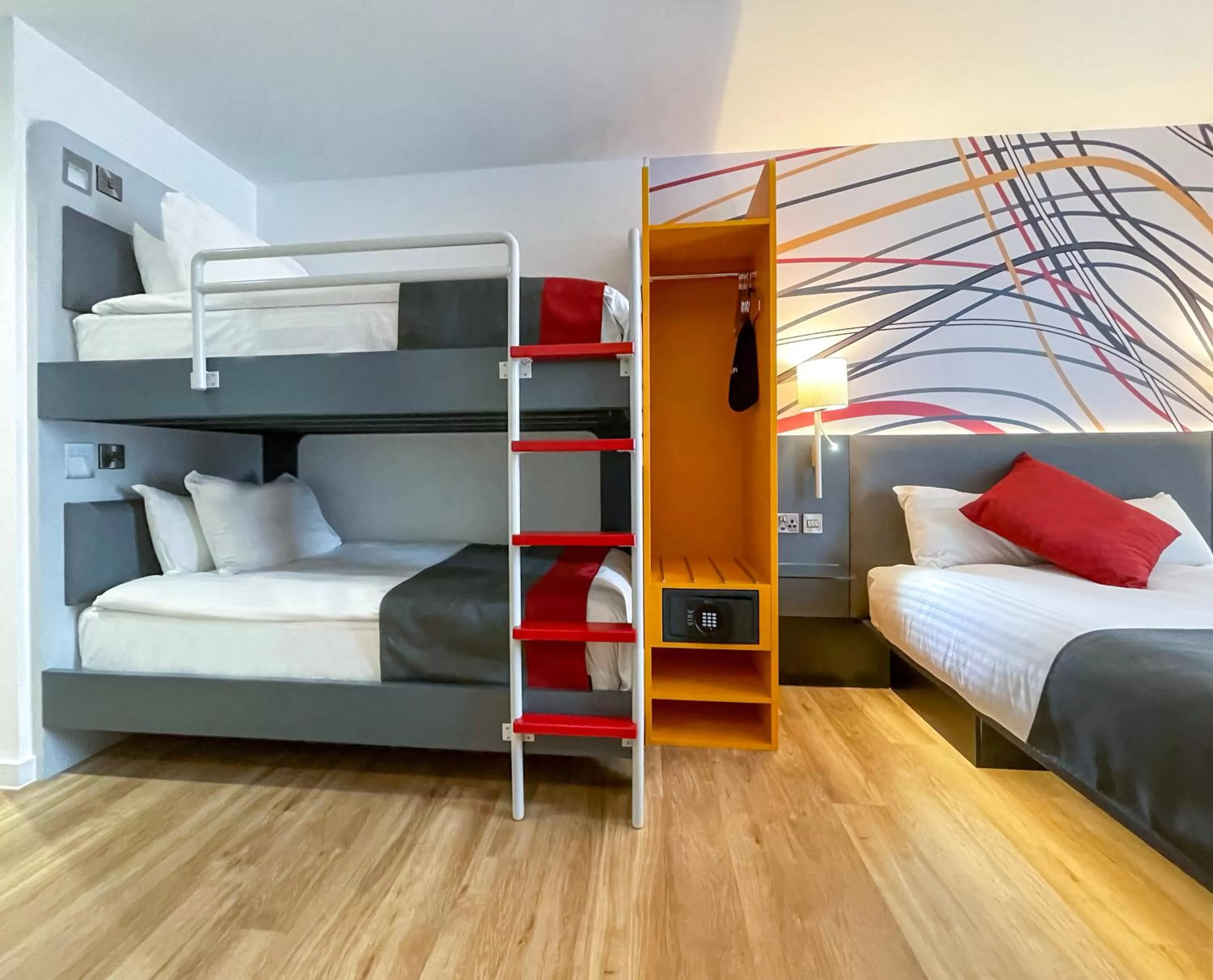 Family Room in Sleeperz Hotel Cardiff