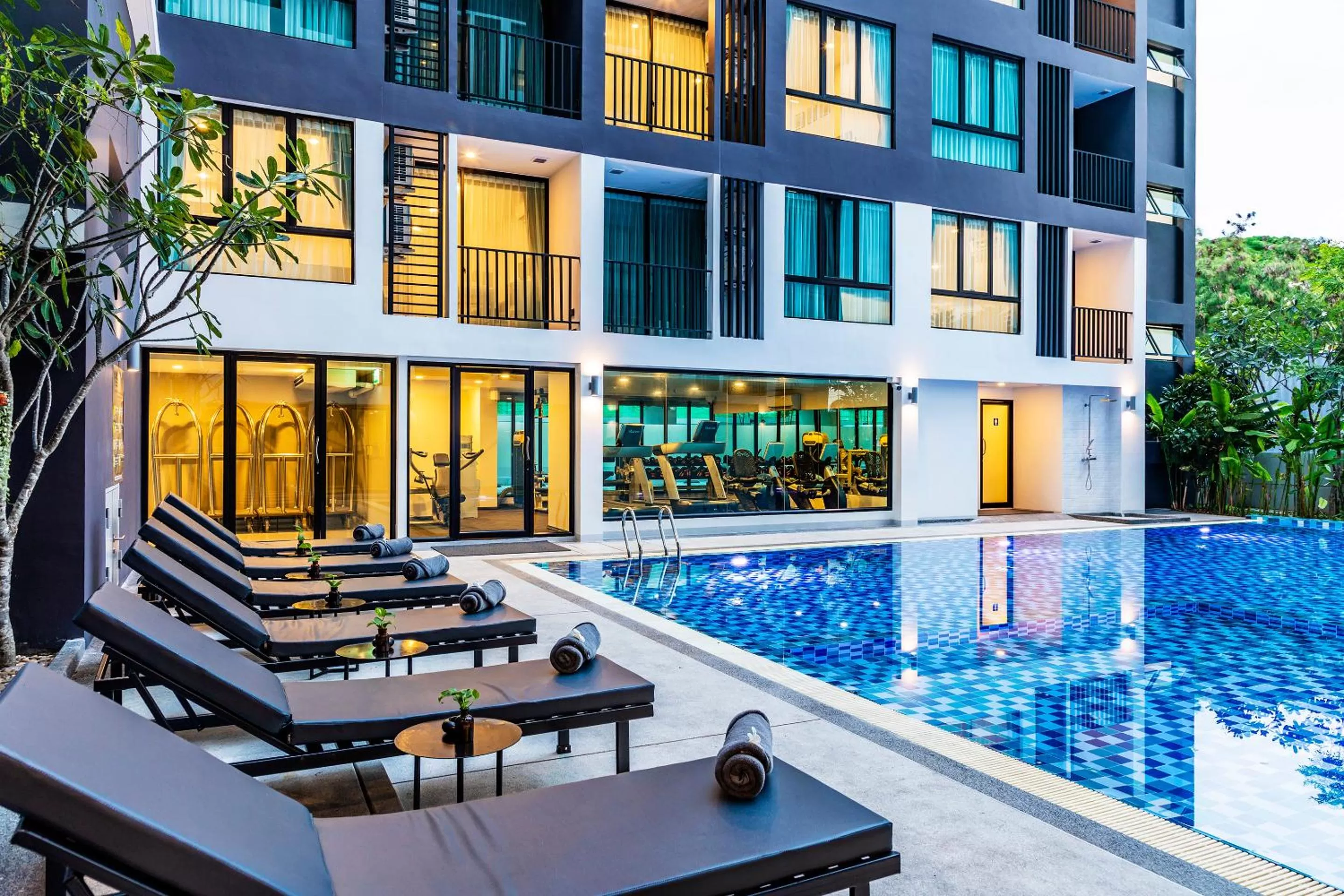 Swimming pool in The Rizin