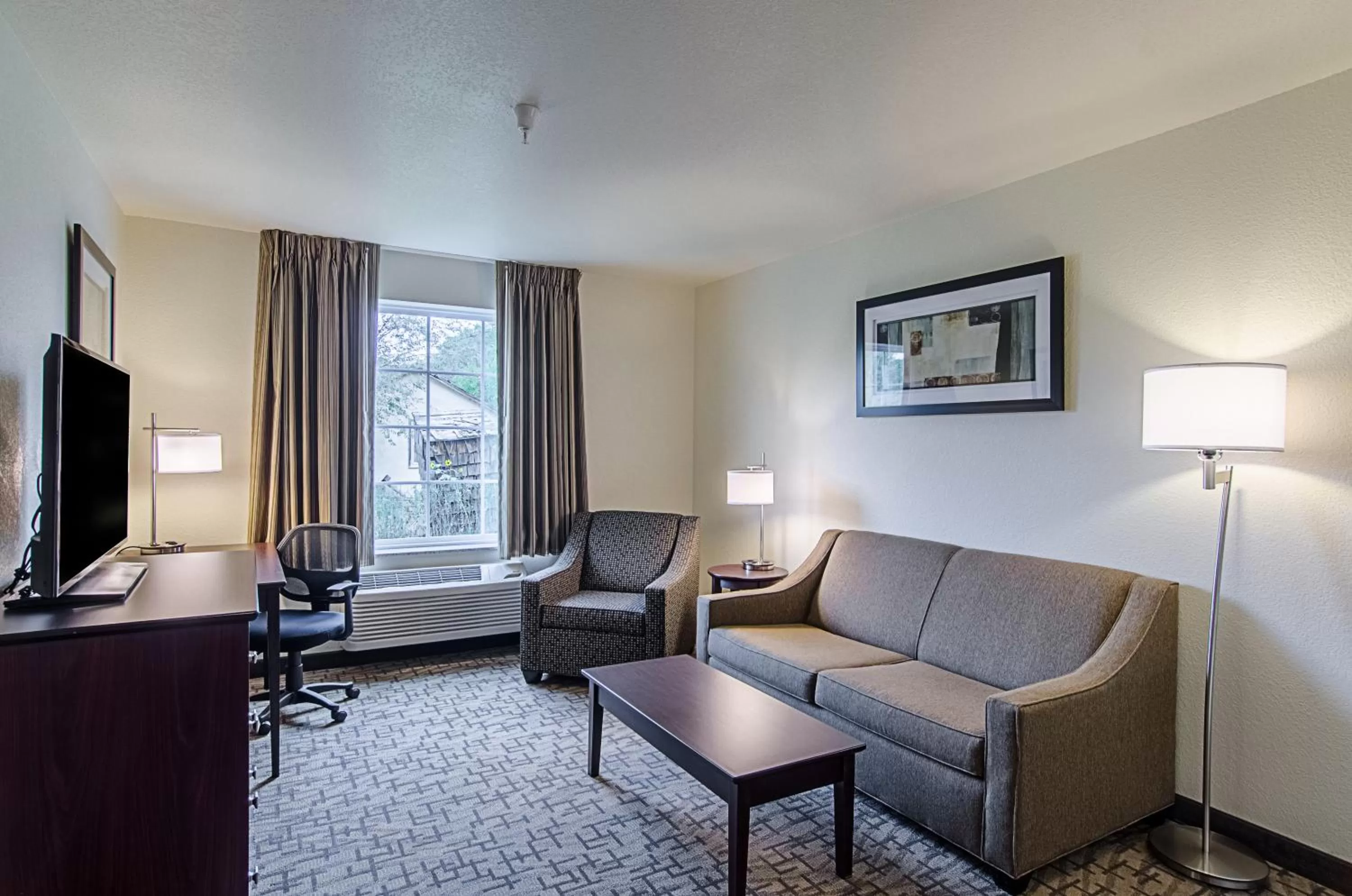 Family Room - Disability Access in Cobblestone Inn & Suites - Guernsey