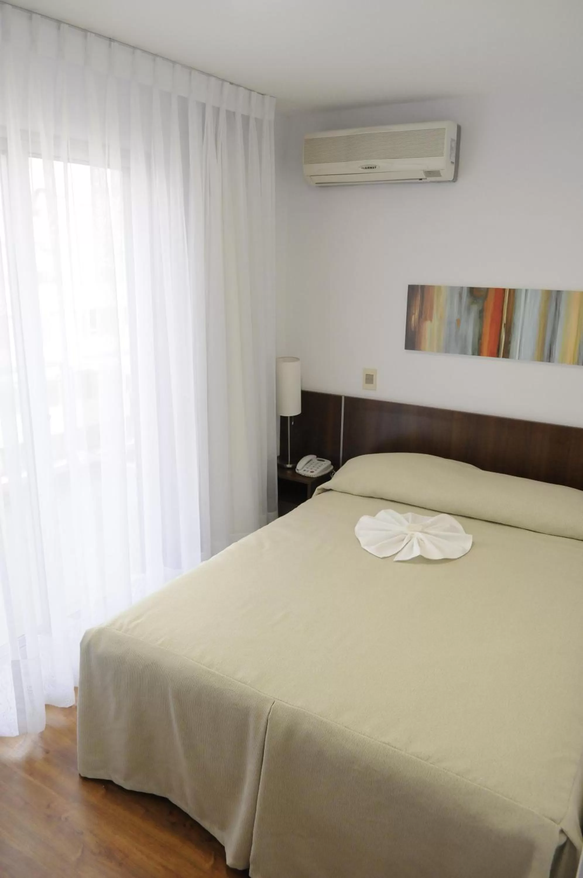 Superior Single Room in Hotel California