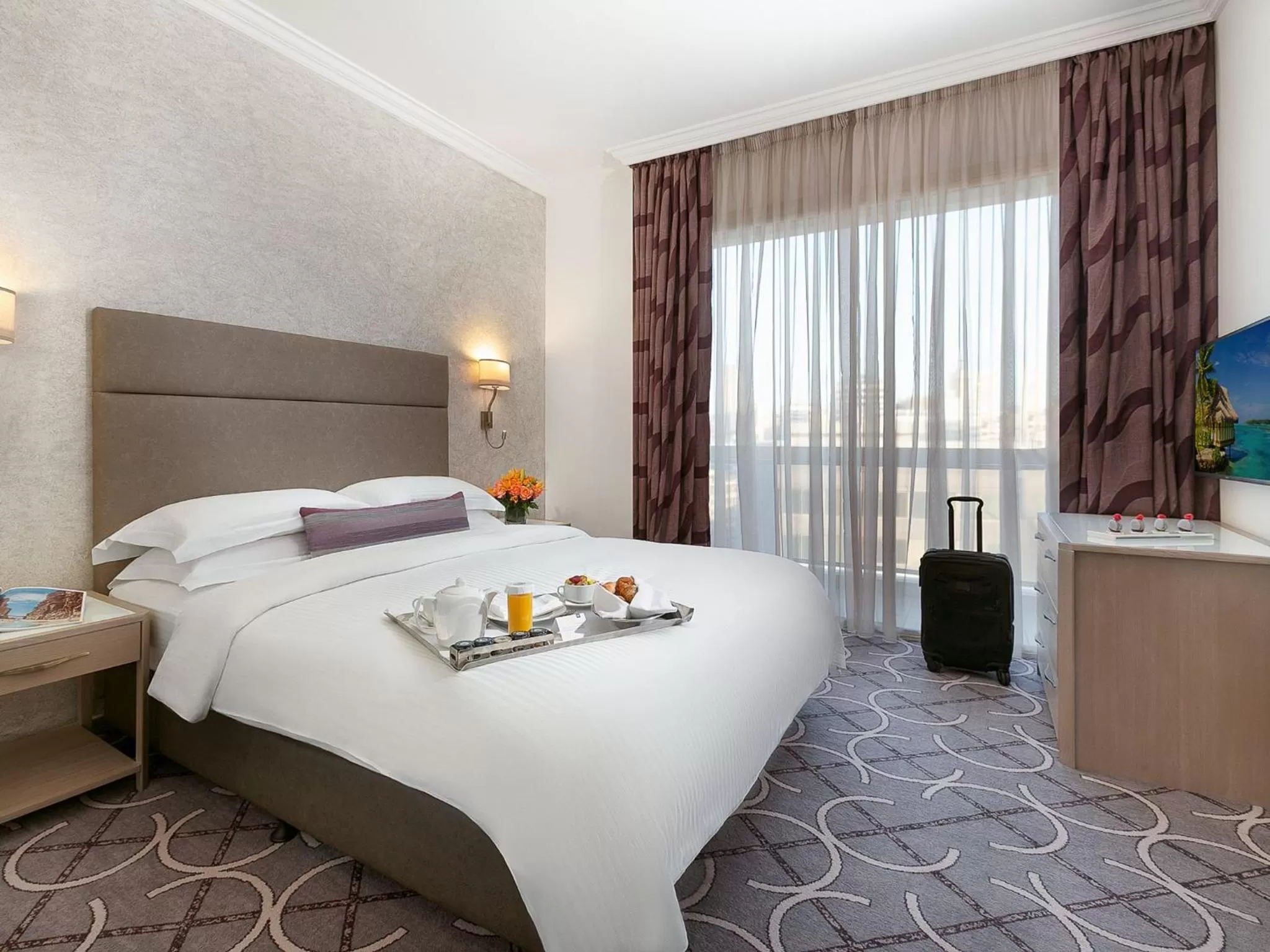City View One Bedroom Suite with Lounge Access in Gefinor Rotana – Beirut