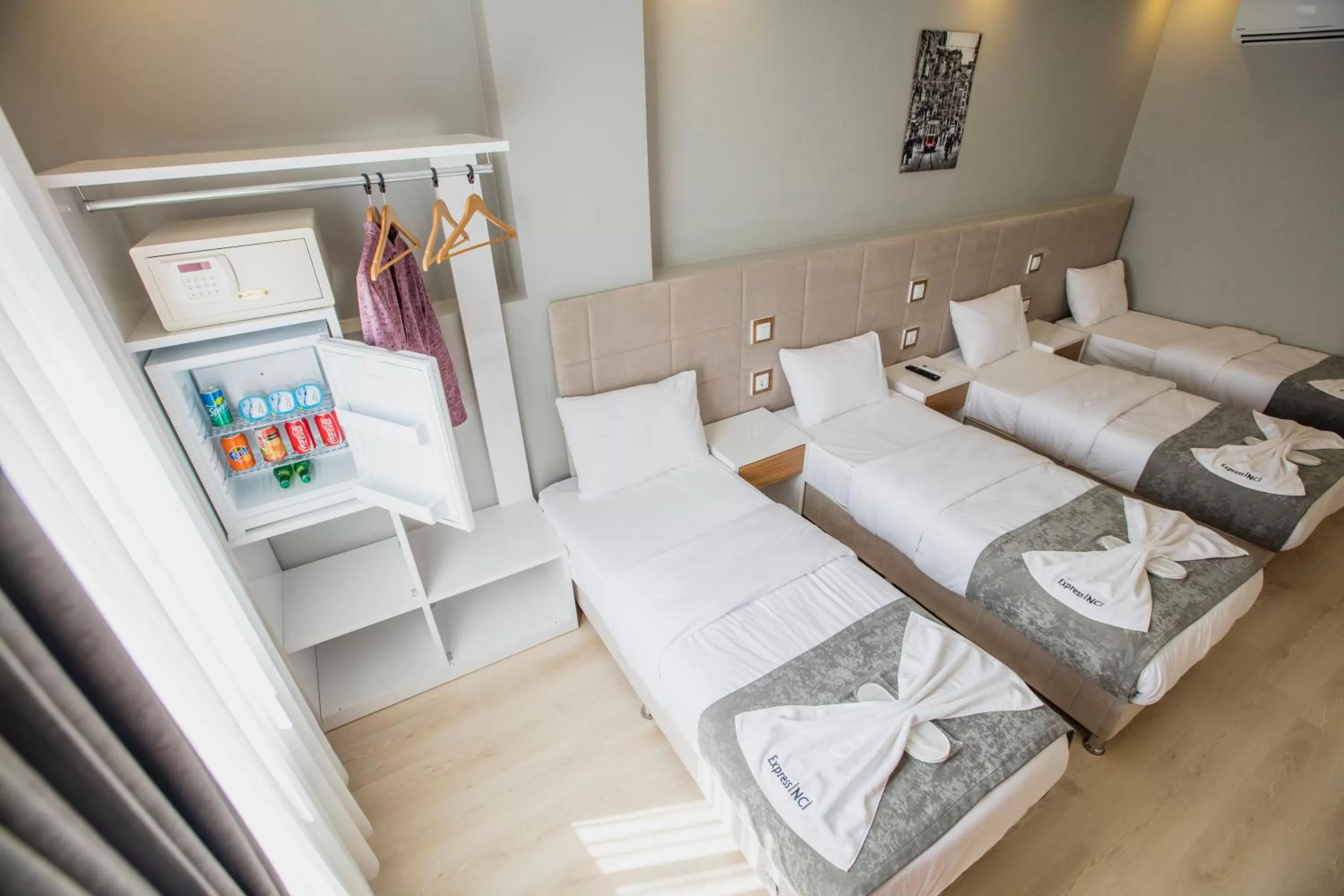 Deluxe Quadruple Room in Express İnci Hotel