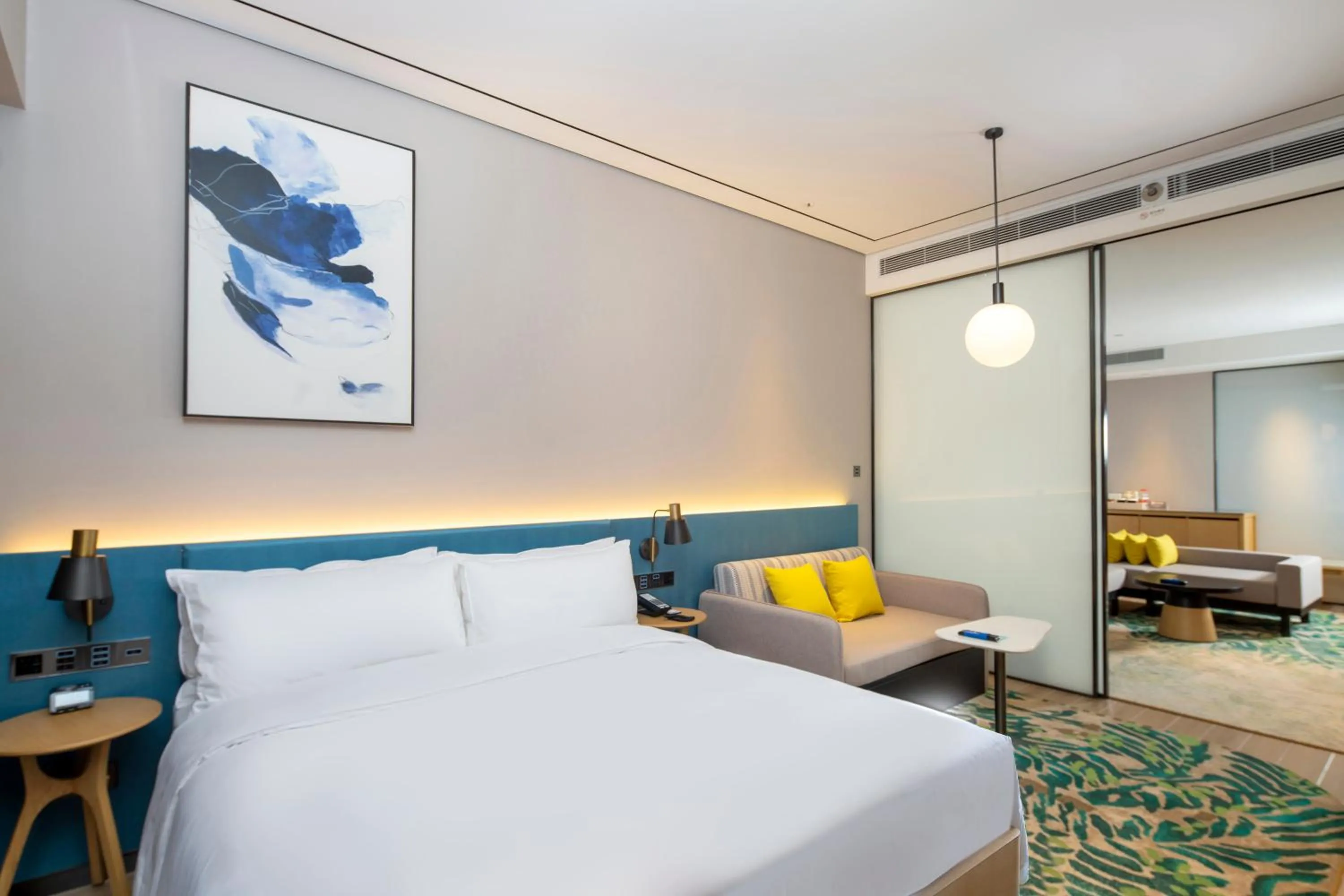 Deluxe King Suite in Hilton Garden Inn Changchun Economic Development Zone