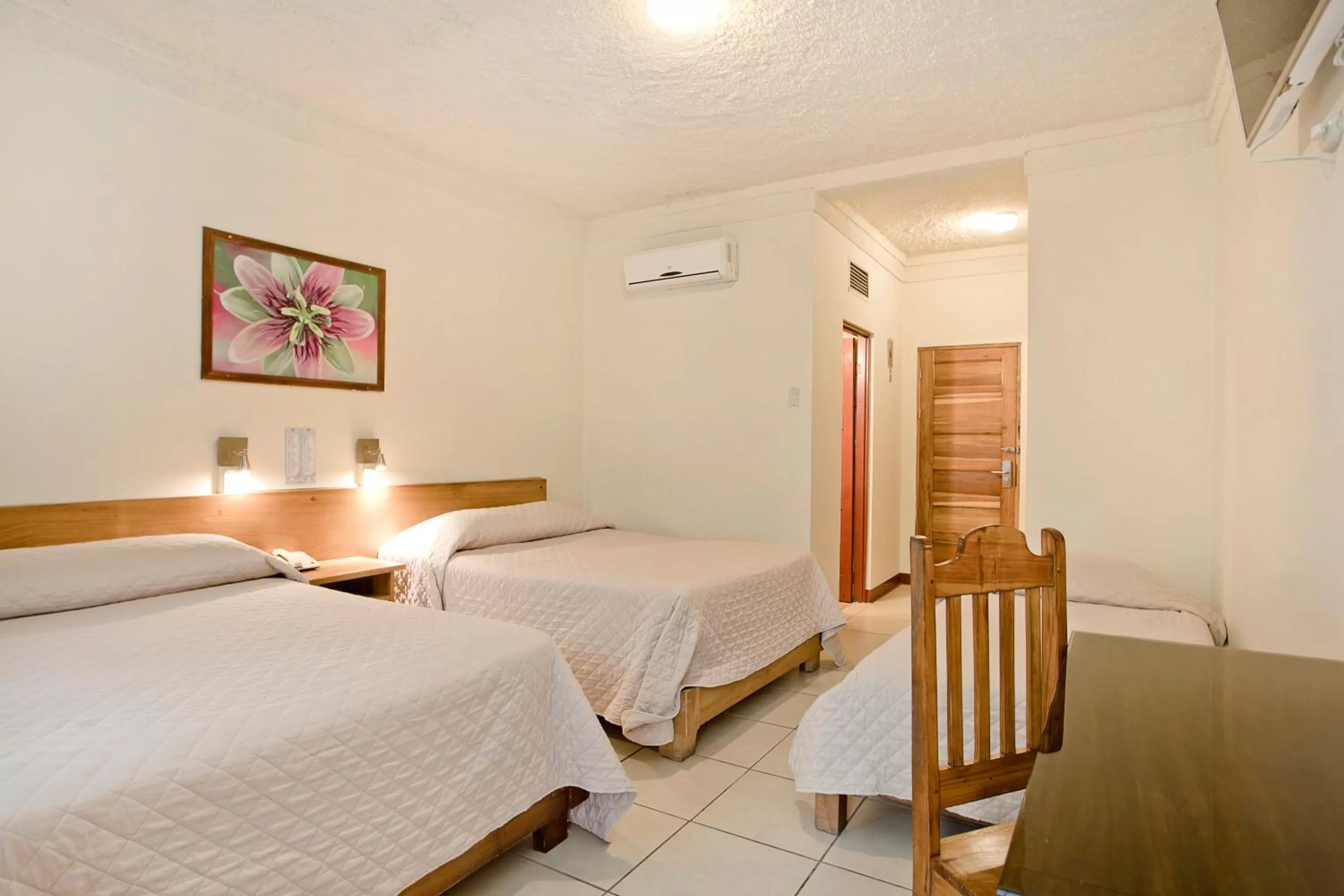 Standard Family Room in Hotel Boyeros