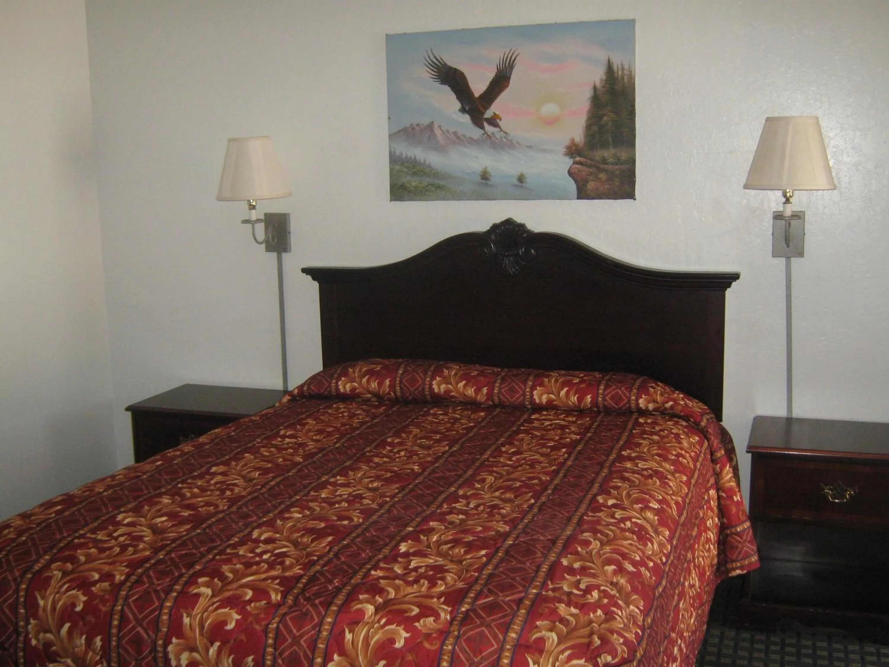 King Room - Non-Smoking in Jamestown Railtown Motel