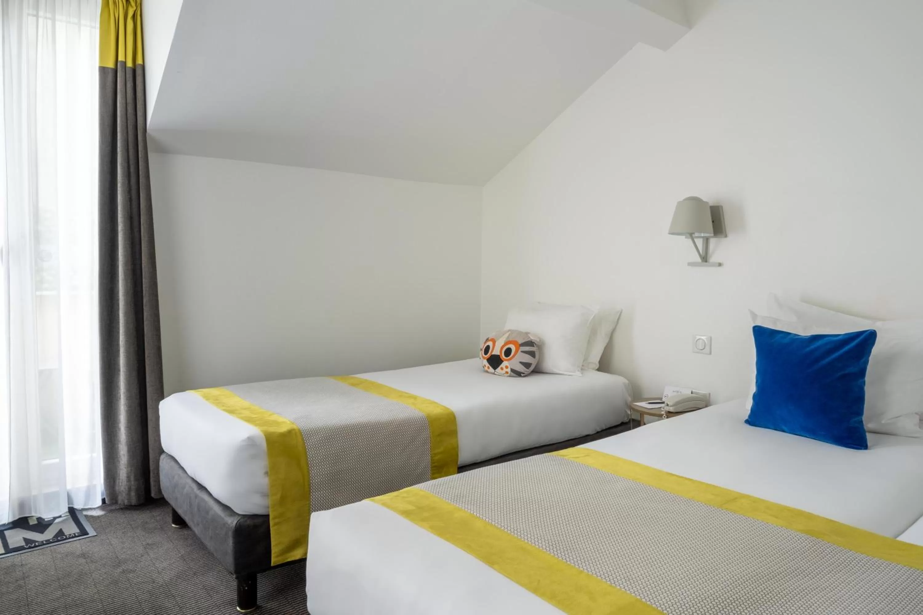 Triple Room - Terrace in Hotel George - Astotel