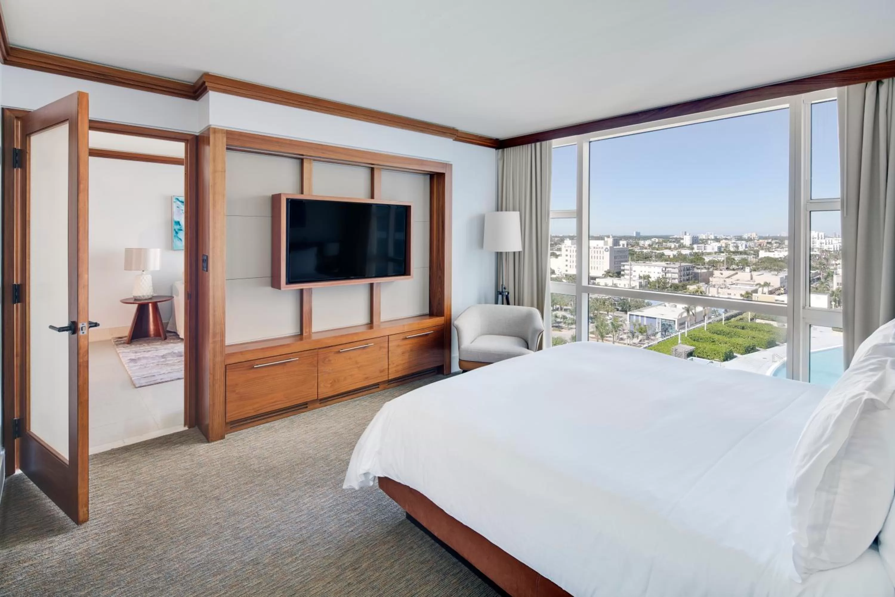  One-Bedroom Apartment King Bed with City View in Carillon Miami Wellness Resort