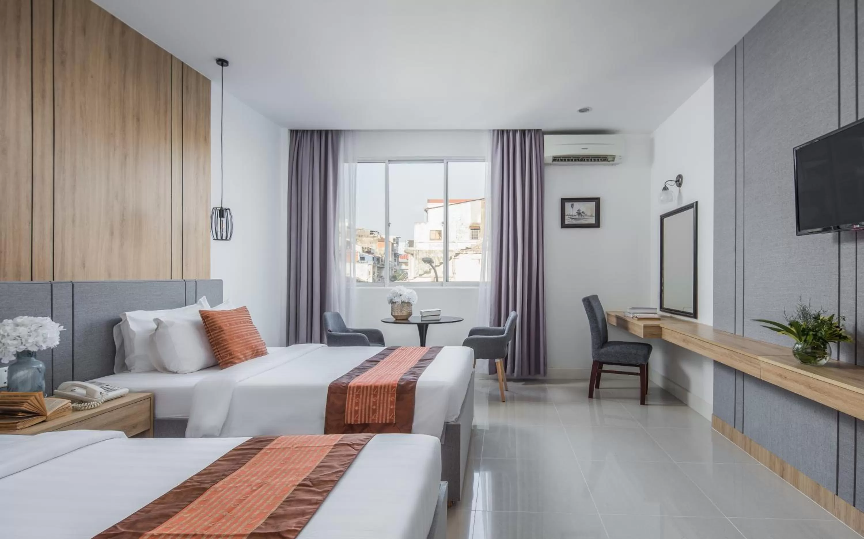 Deluxe Twin Room in Altos Hotel