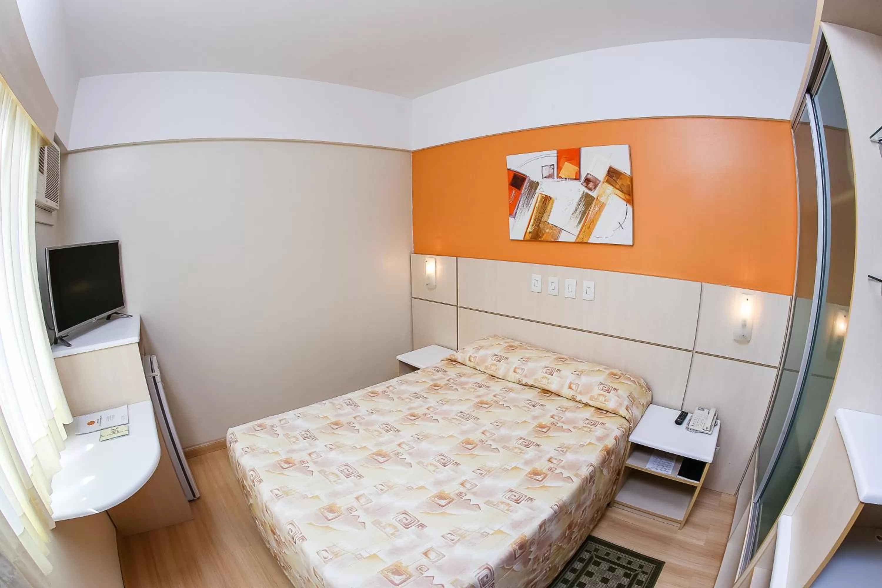 Standard Double Room in Hotel Metropolitan Canoas