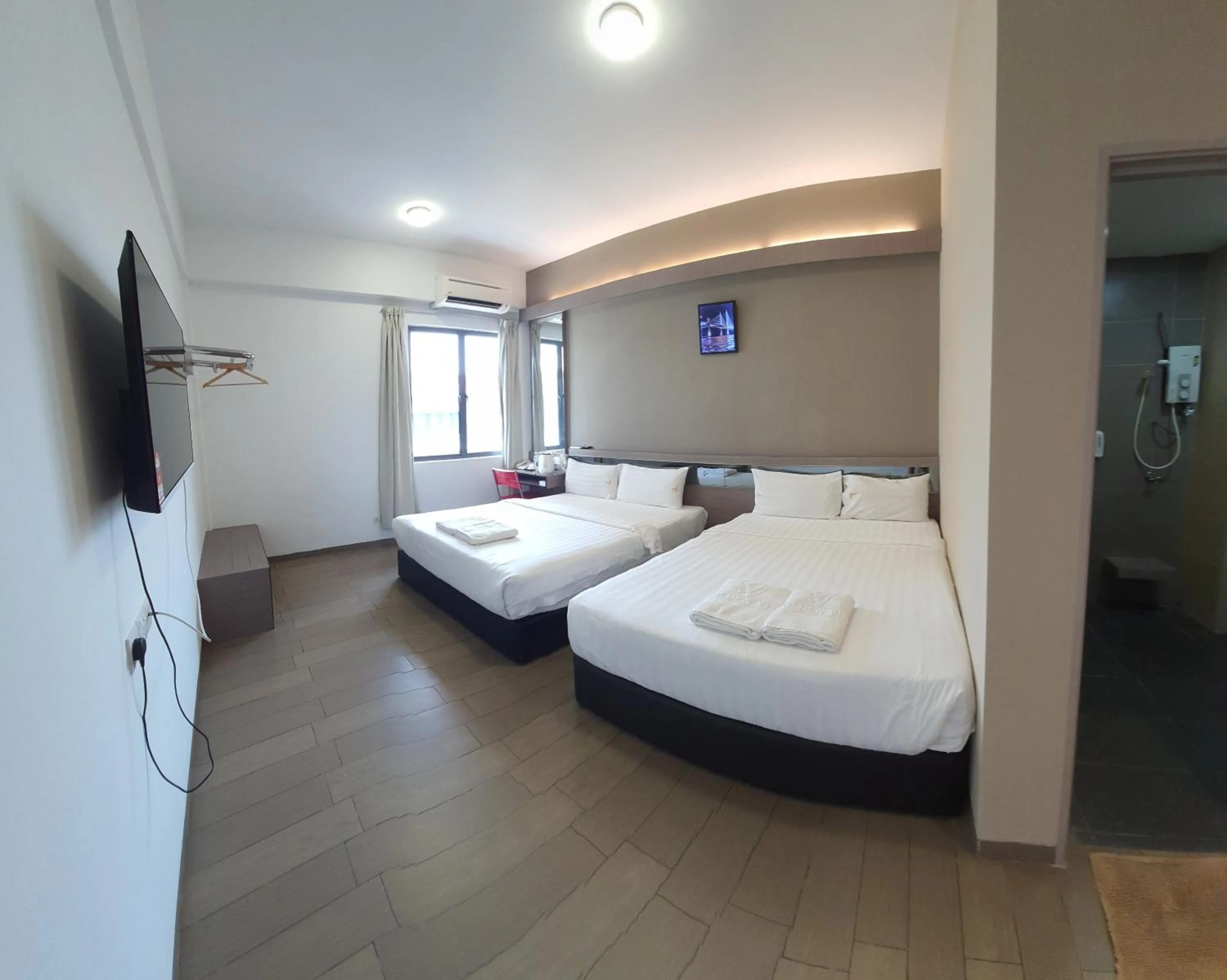 Family Quadruple Room in Hotel Golden View Nilai