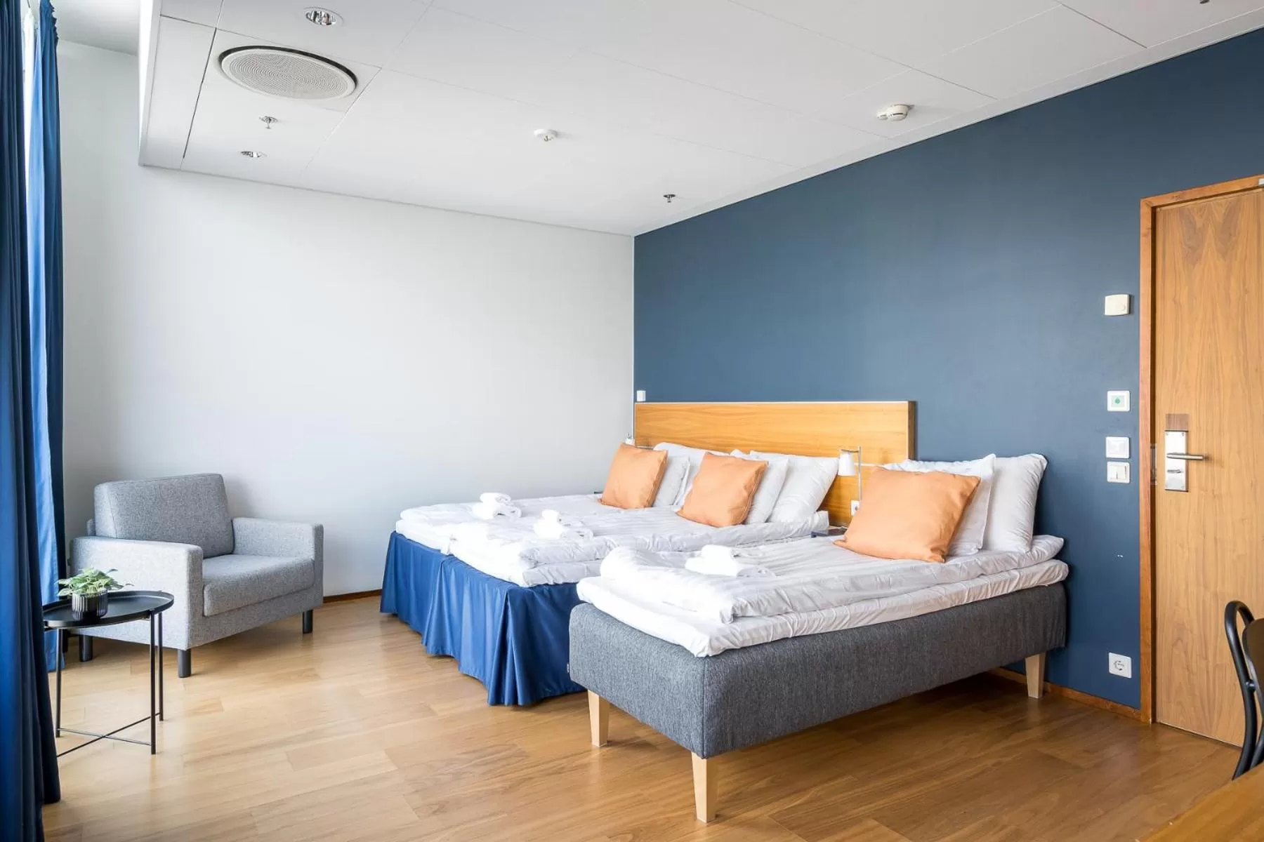 Quadruple Room in Hiisi Hotel Helsinki Jätkäsaari