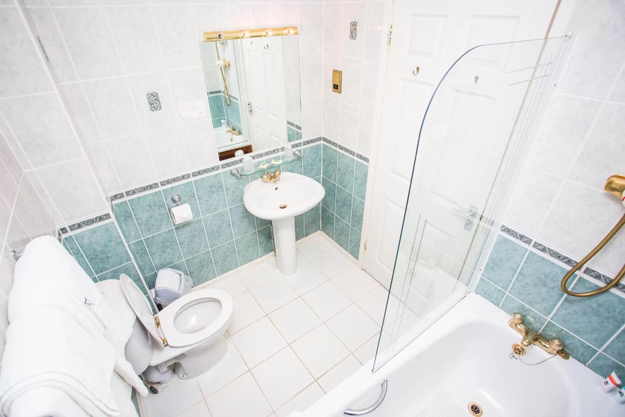 Standard Twin Room in Hotel Victoria