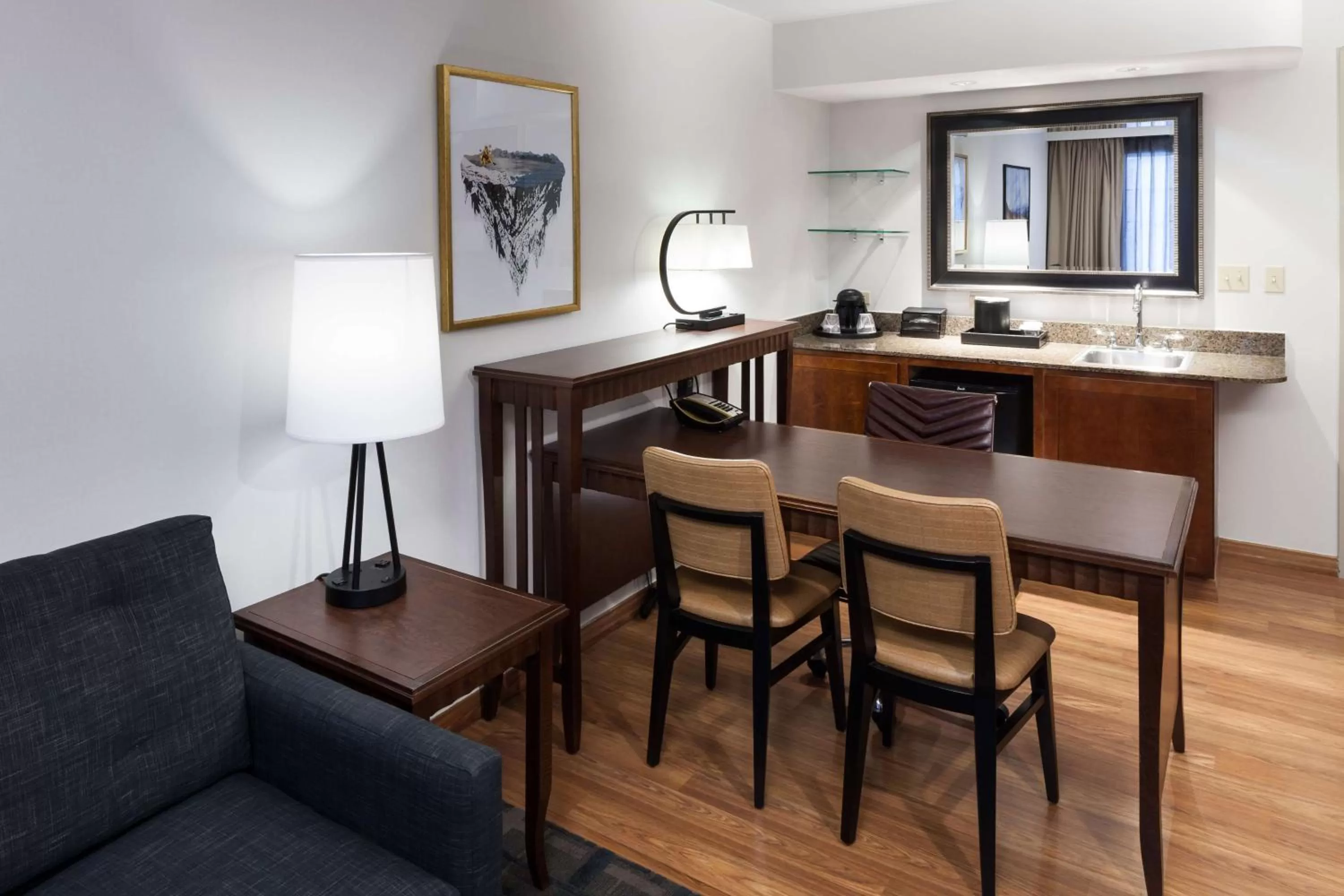 Queen Suite with Two Queen Beds - Mountain View in Embassy Suites Anchorage