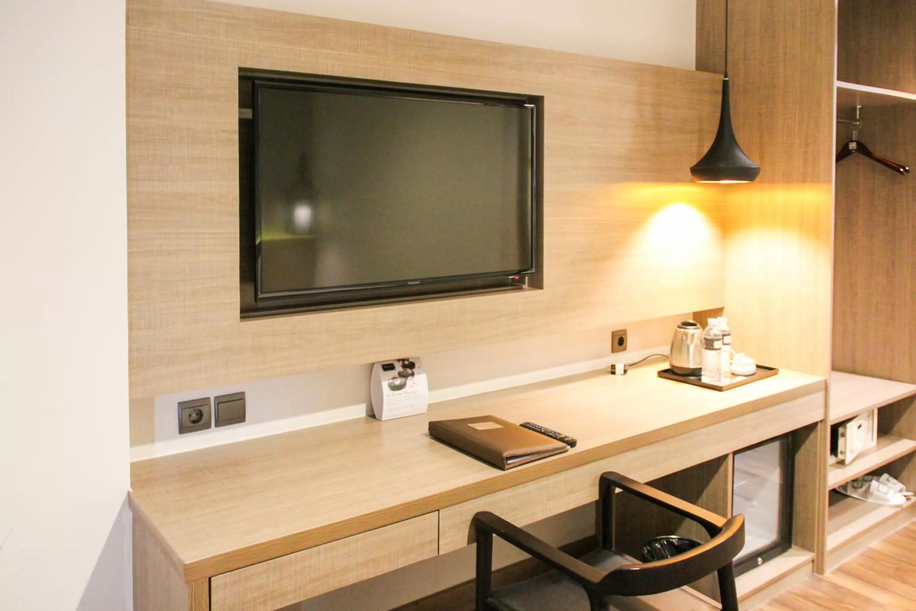 Junior Suite in Rivoli Hotel Jakarta