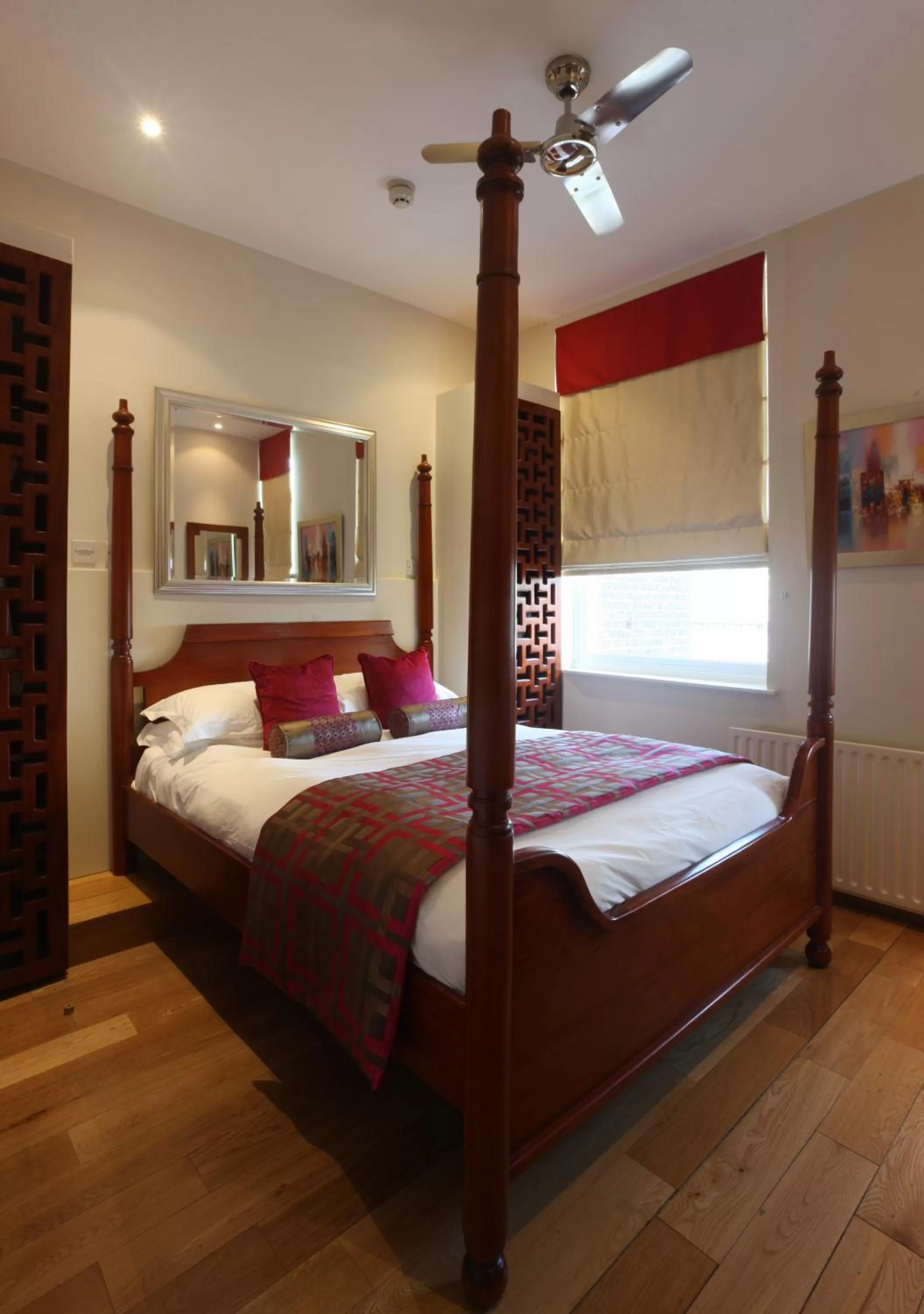 Deluxe Double Room with Four-Poster Bed in The Edwin Hotel