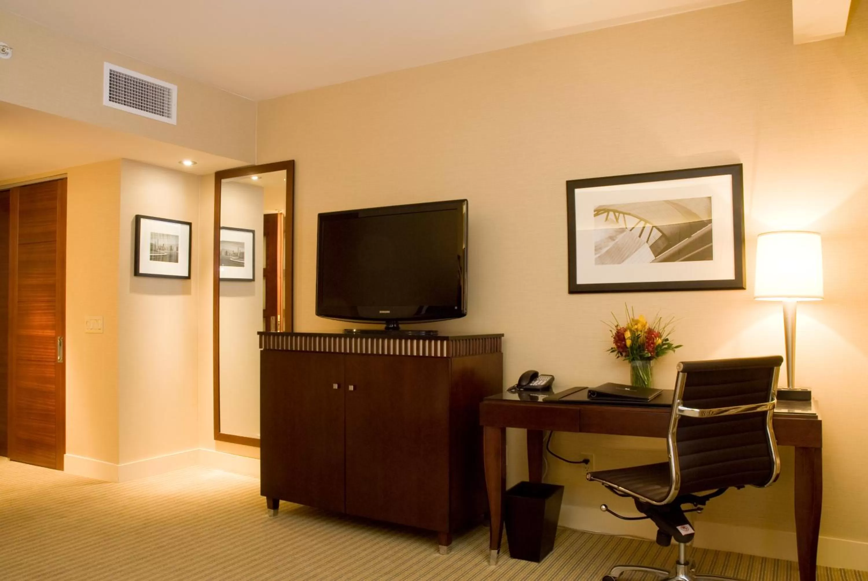 Superior Double Room in Millennium Knickerbocker Chicago