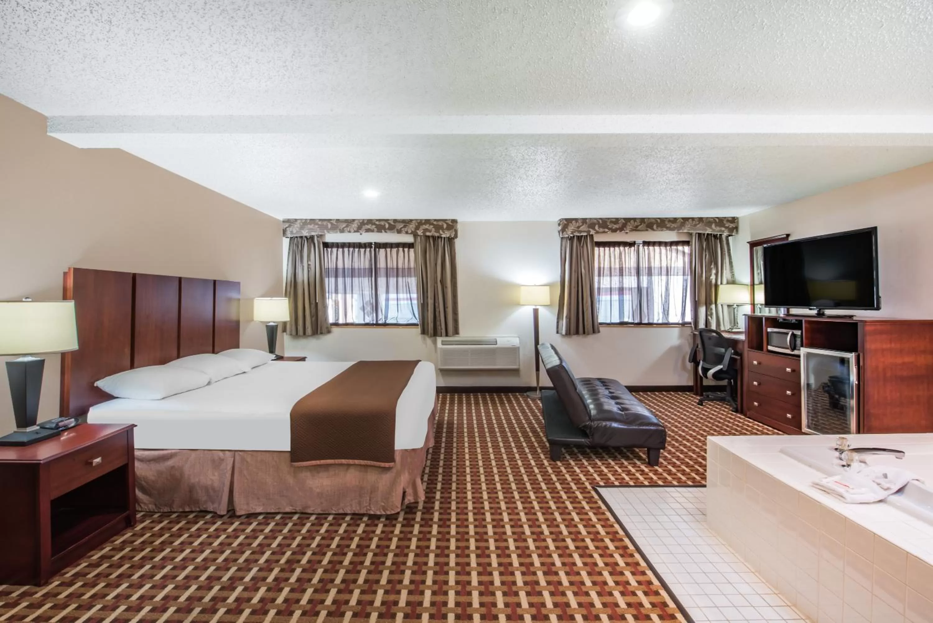 King Studio Suite - Non-Smoking in Super 8 by Wyndham Harlingen TX
