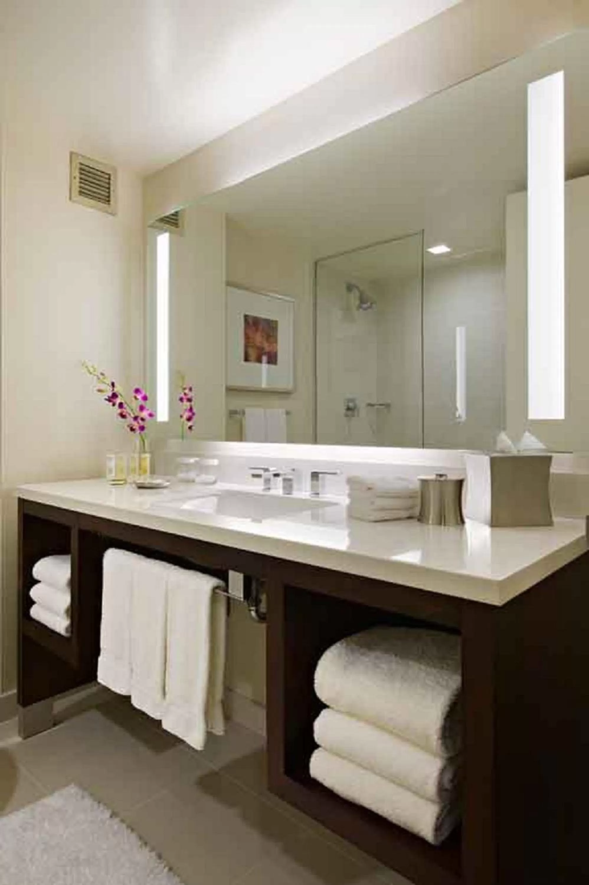 King Room - Hearing Access/Non-Smoking in Crowne Plaza Times Square Manhattan, an IHG Hotel