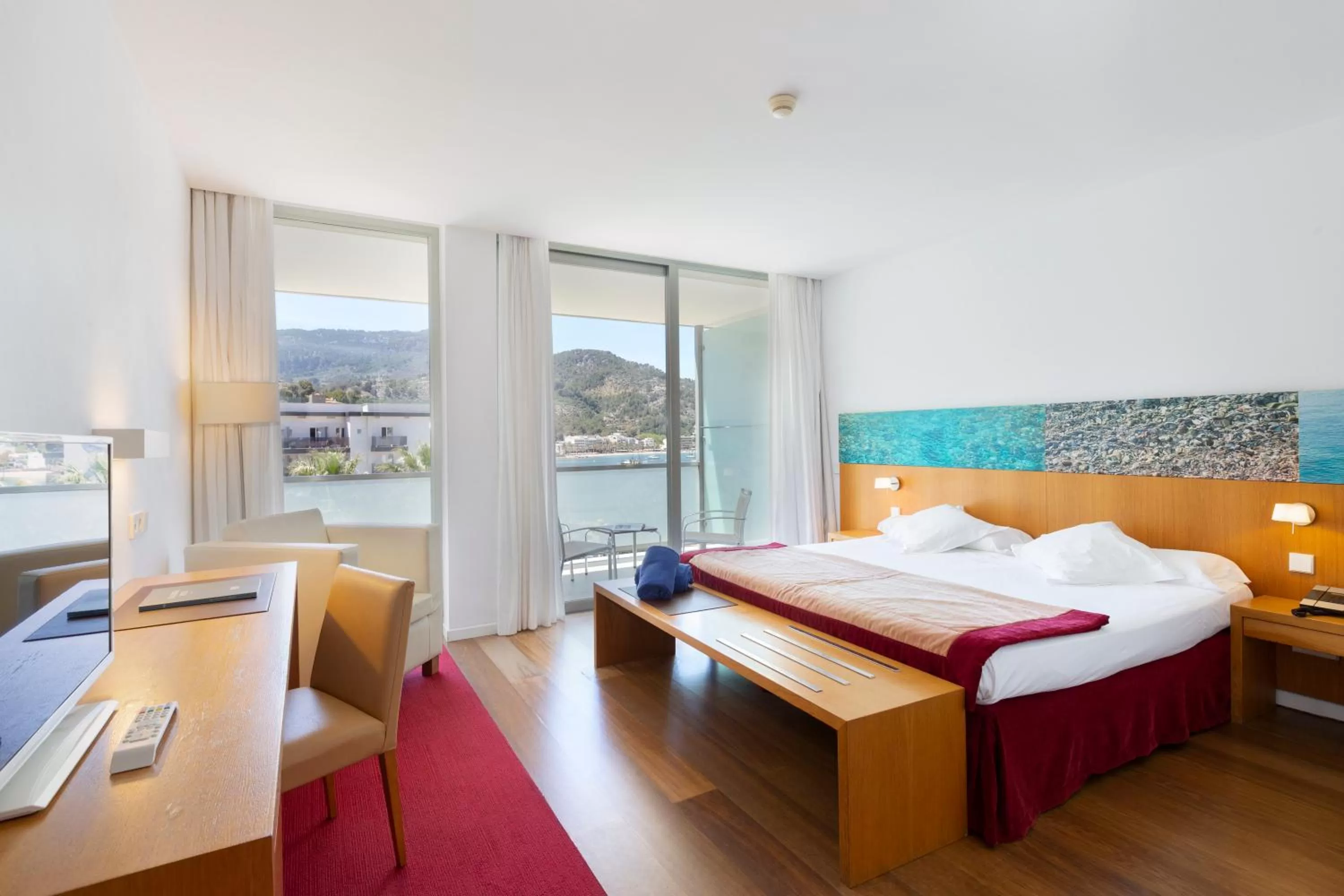 Superior Double or Twin Room with Sea Lateral View with spa access in Aimia Hotel