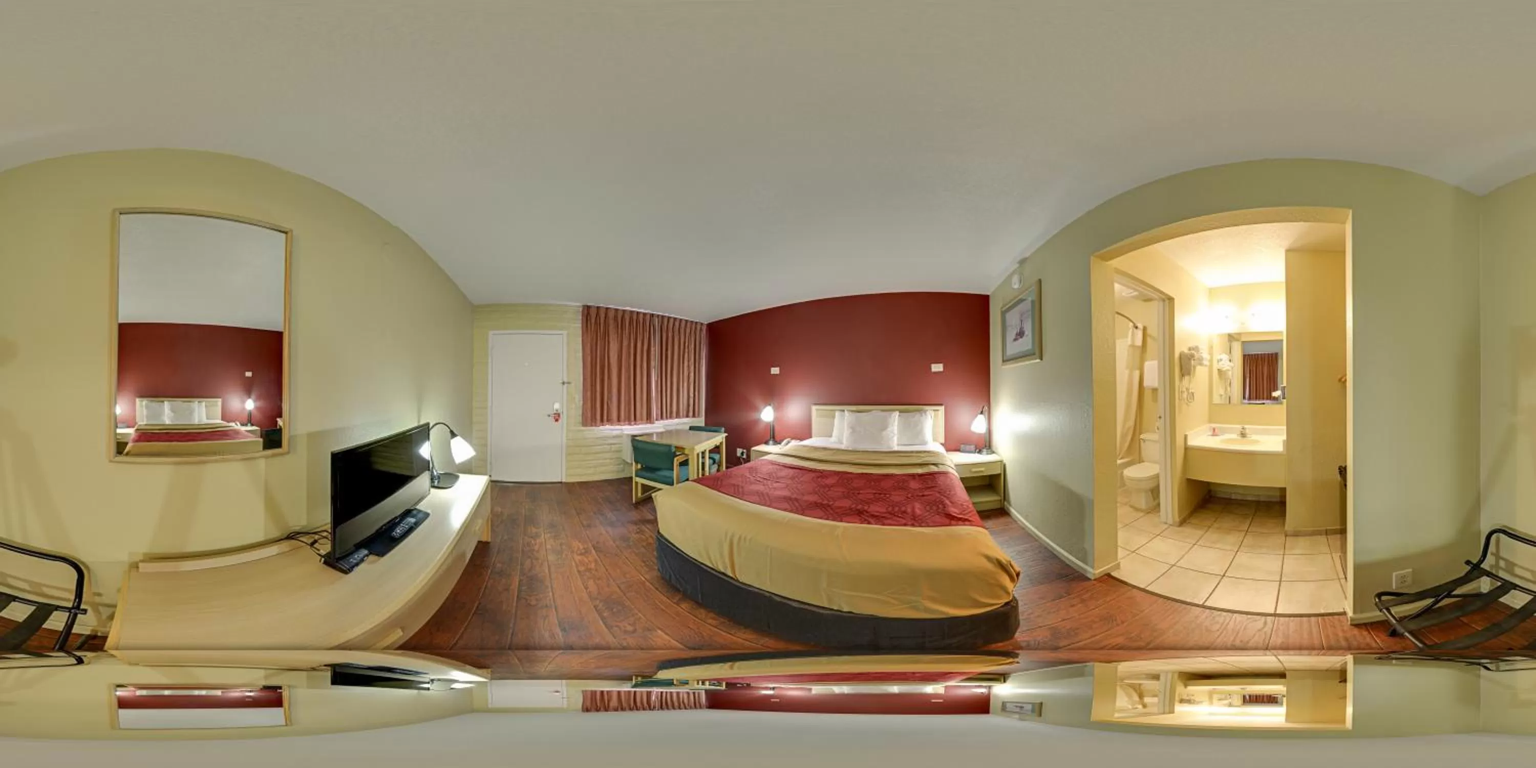 Queen Room - Non-Smoking in Econo Lodge I-40 Exit 286-Holbrook Holbrook