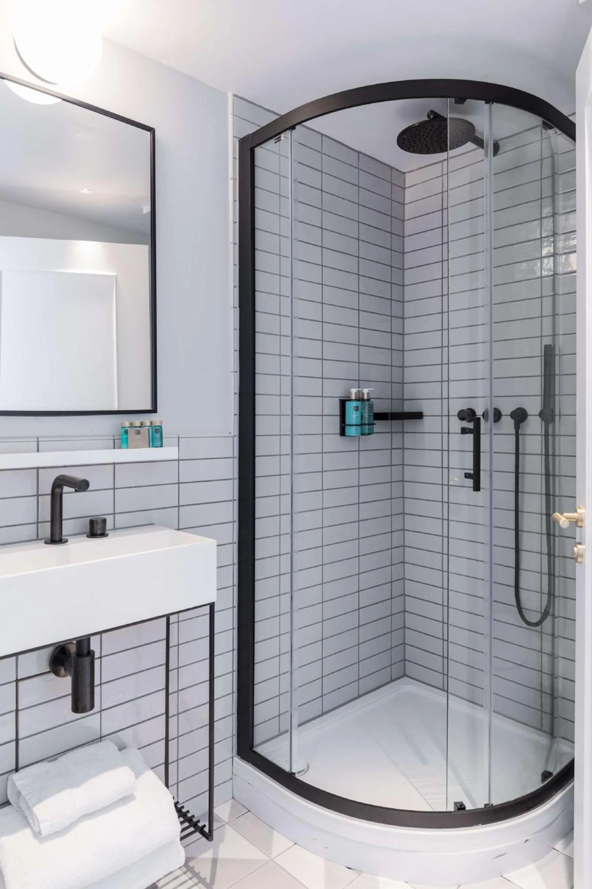 Superior Twin Room in Best Western The Boltons