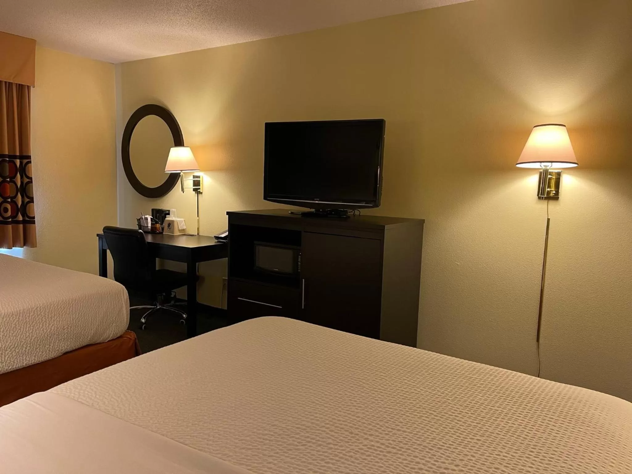 Studio Suite with Three Queen Beds - Non-Smoking in Super 8 by Wyndham Colby