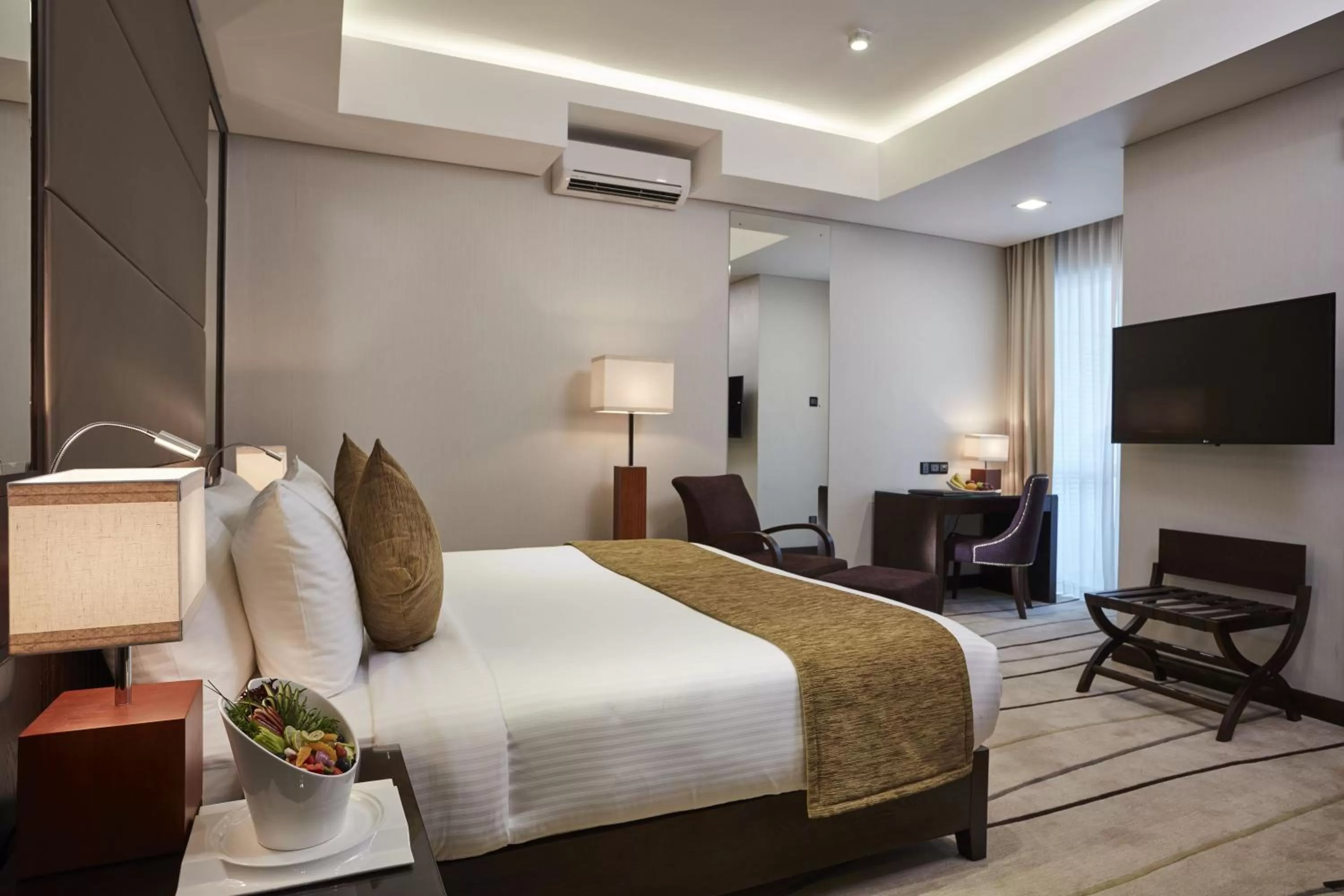 Deluxe Double Room with Balcony - 10% Off on Laundry & Free access to the Infinity Pool  in Mandarina Colombo