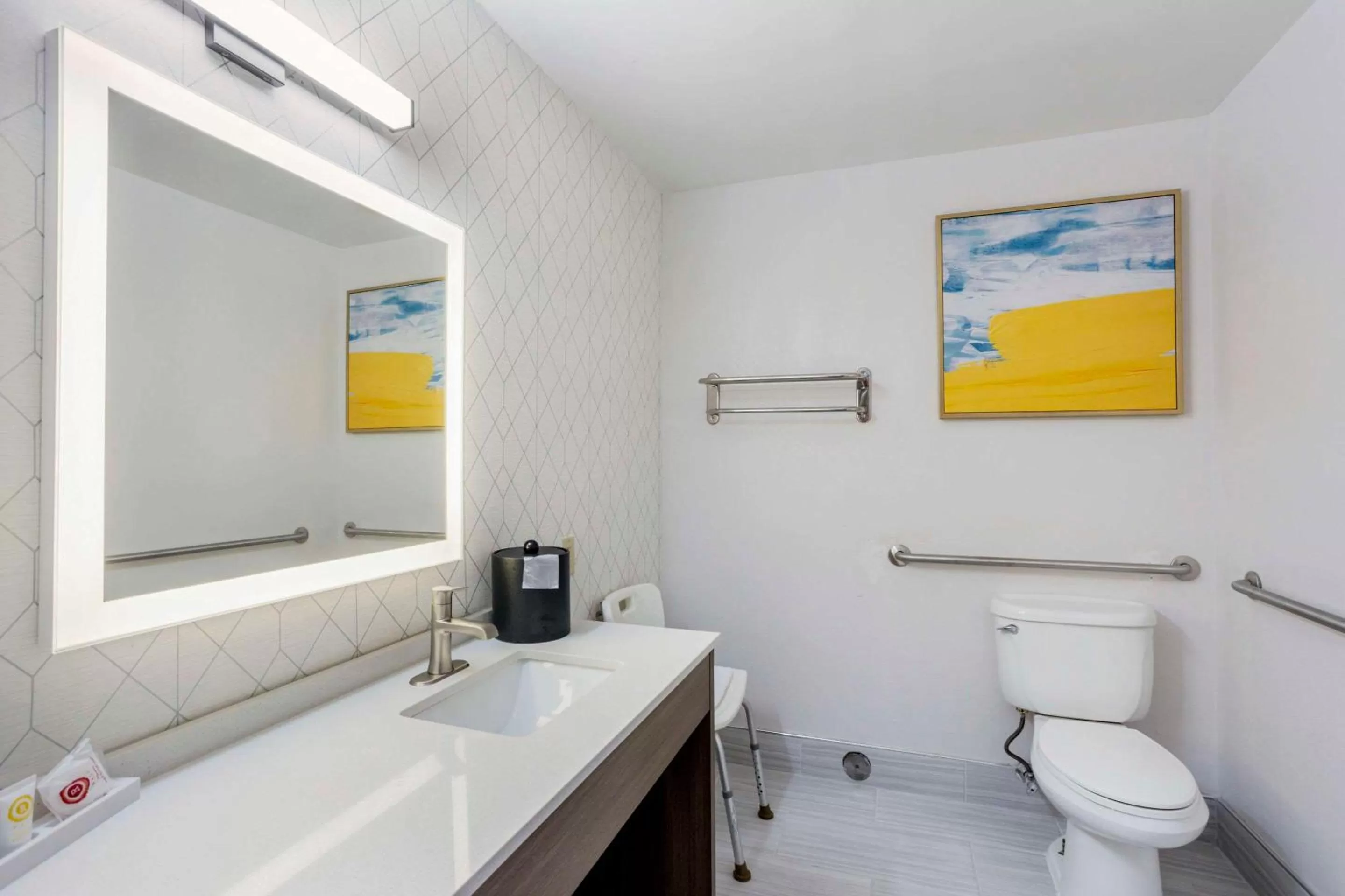 Standard King Room - Non Smoking in Comfort Inn & Suites Voorhees-Mt Laurel