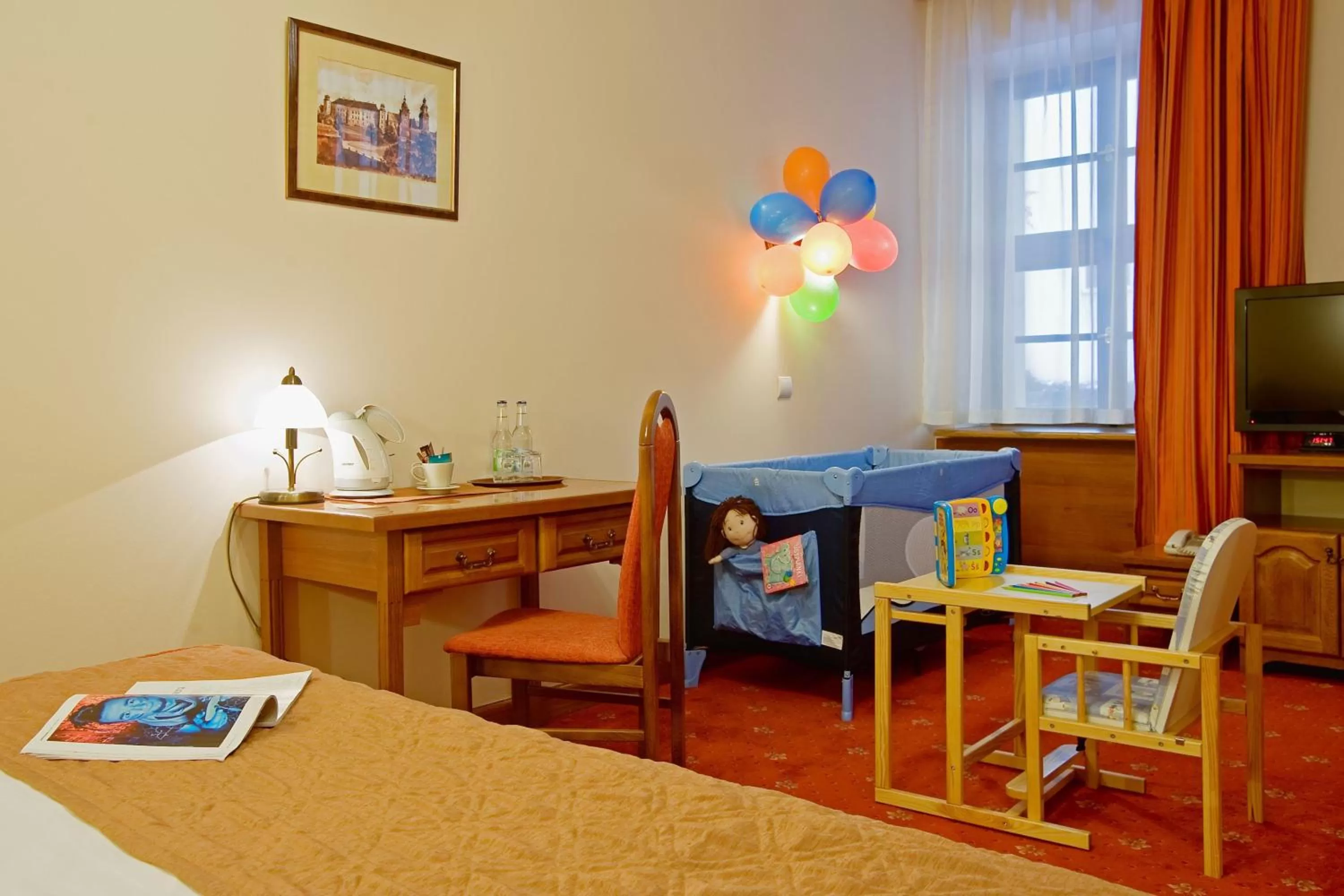 Family Room (2 Adults + 2 Children) in Hotel Regent