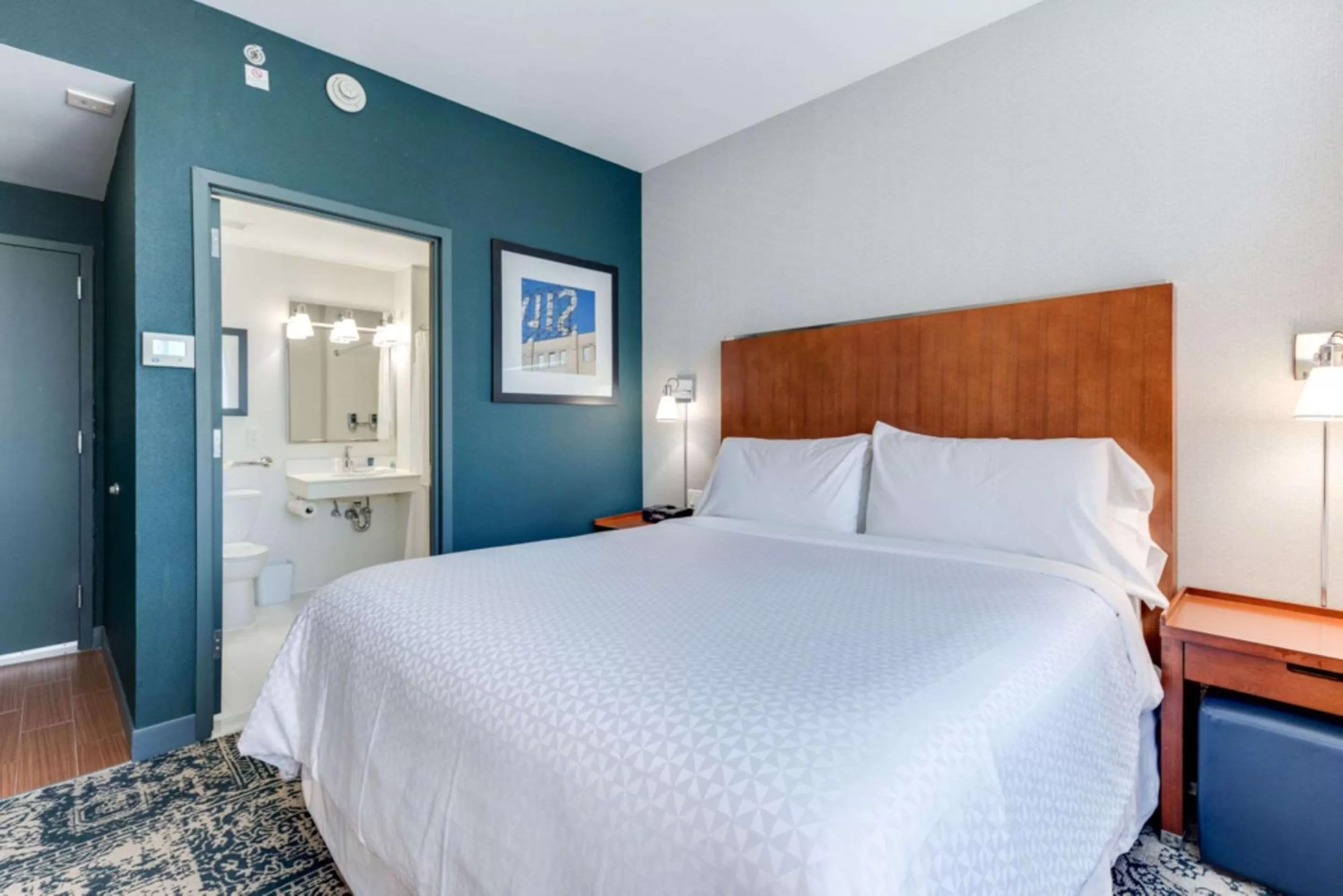 King Room - Non-Smoking in Vista LIC Hotel, Premier Collection by Best Western