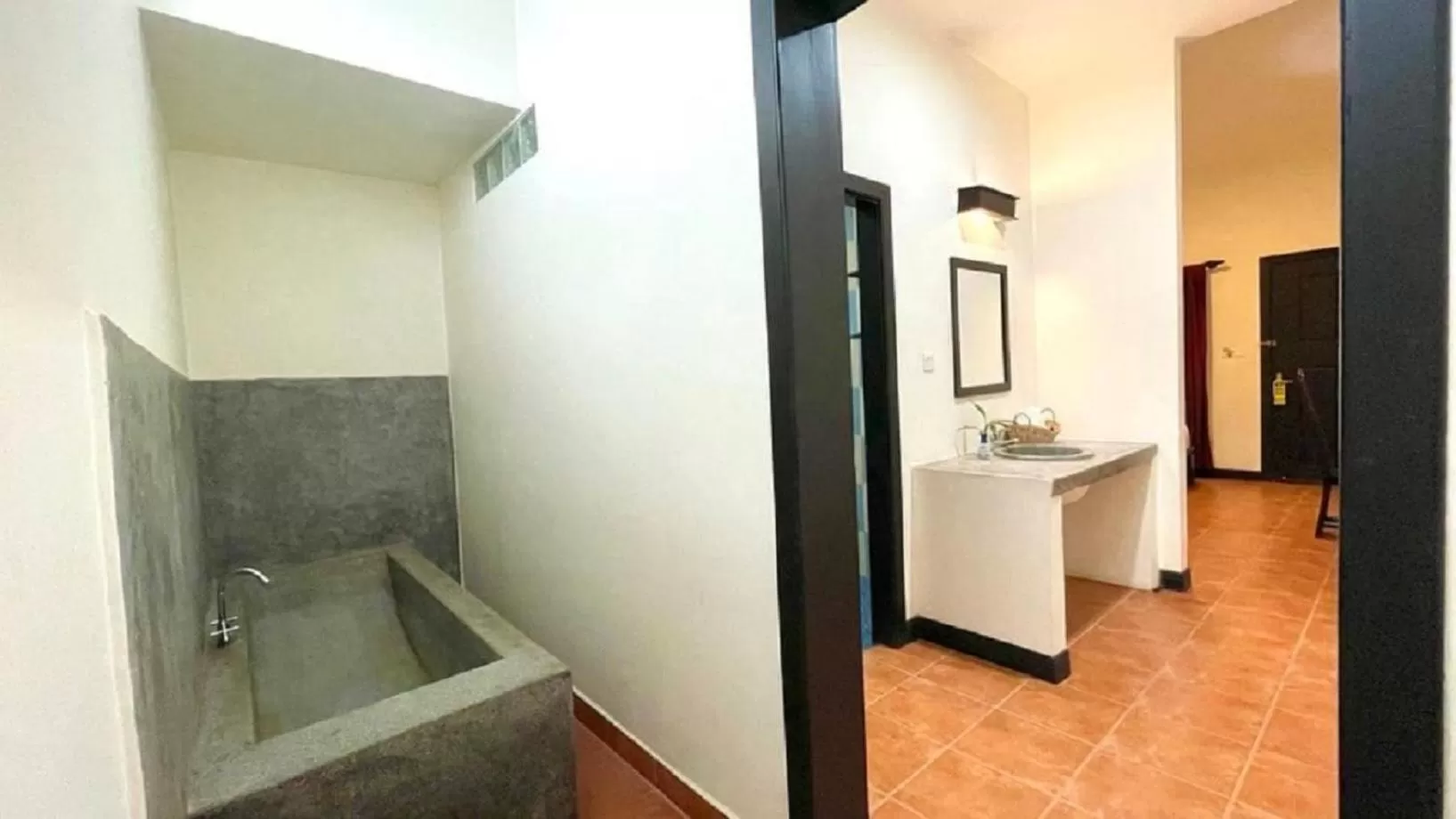 Superior Twin Room in Angkor Tiger Resort