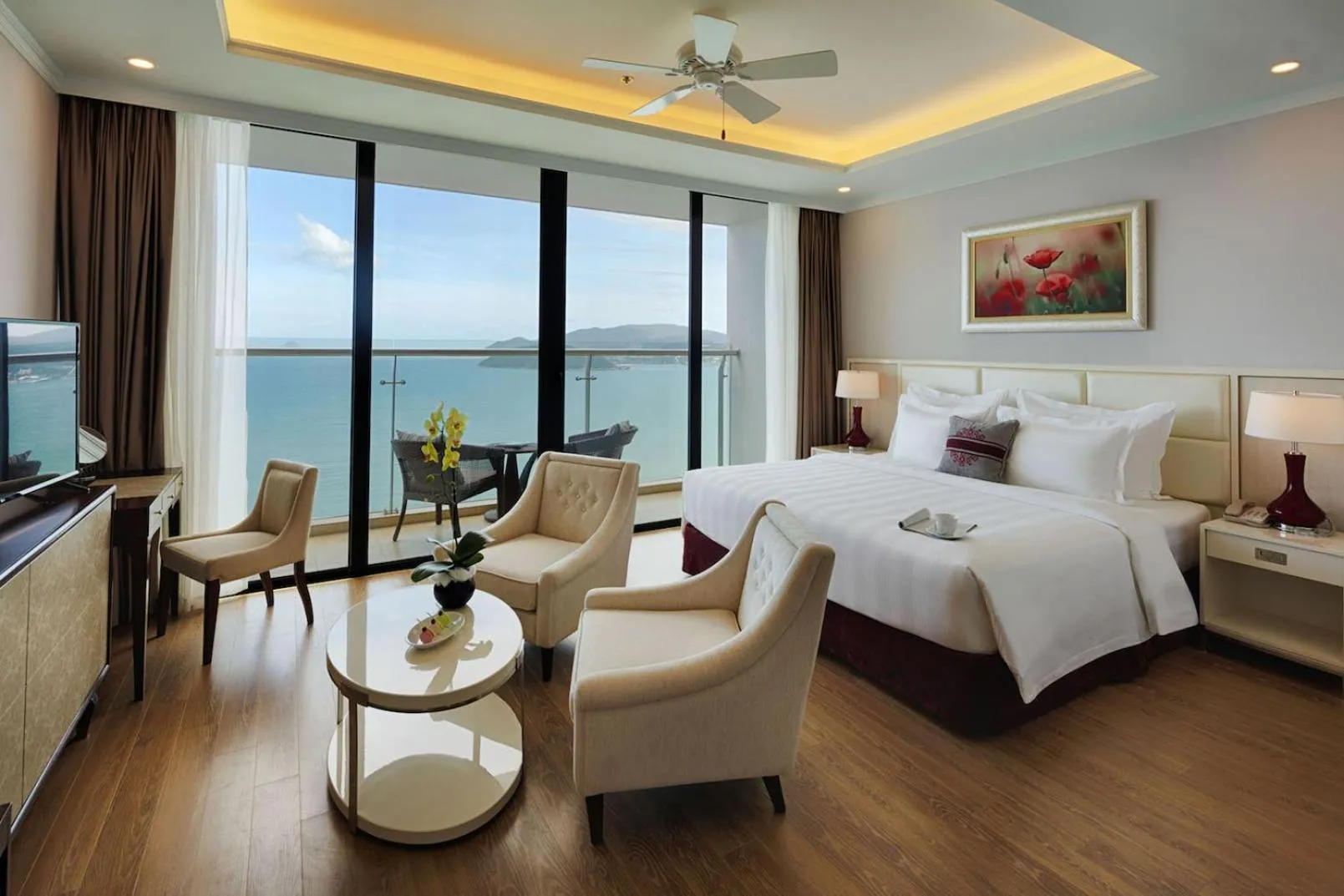 Grand Two Bedroom Ocean View in Vinpearl Beachfront Nha Trang