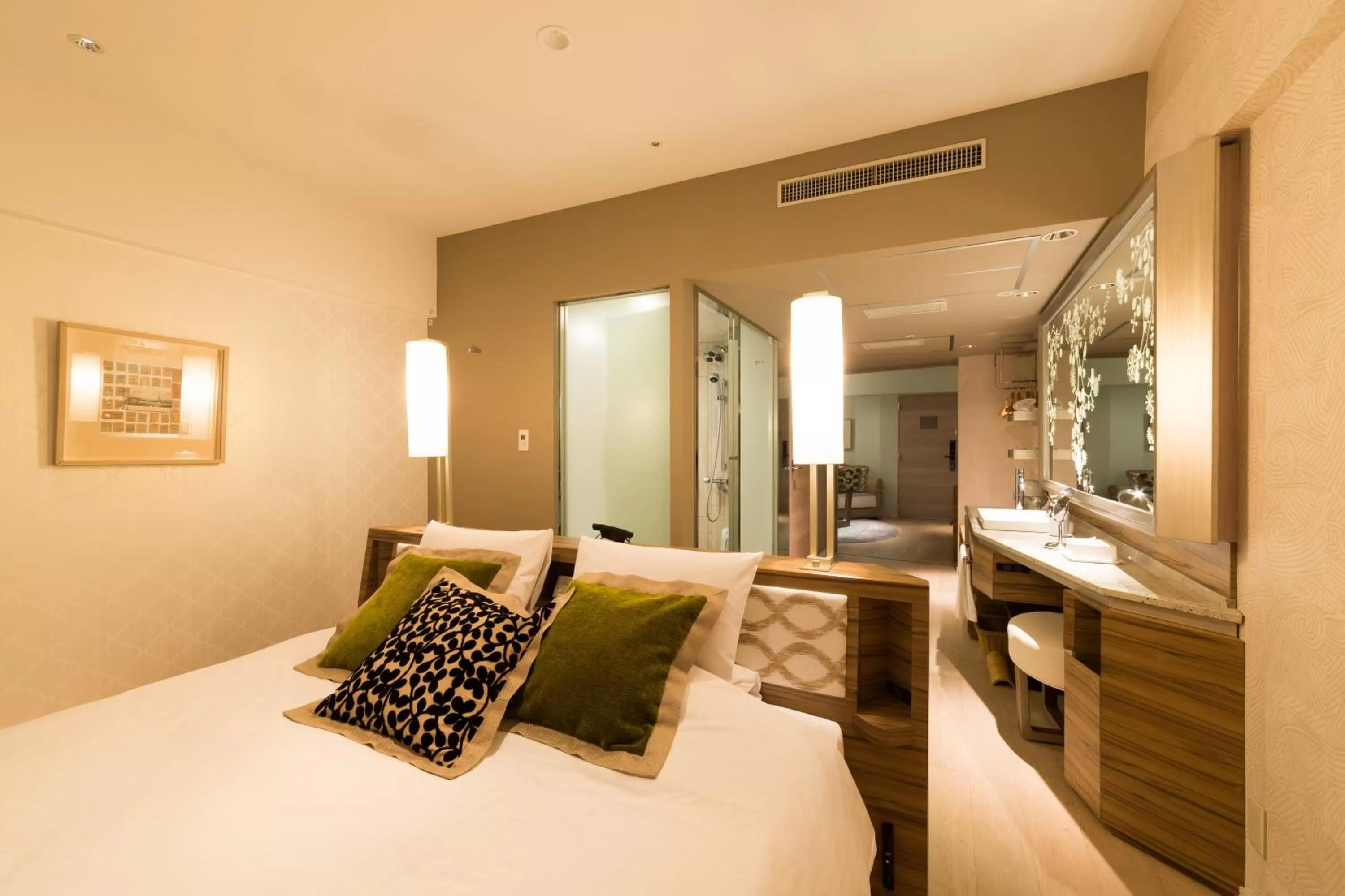 Premium Double Room "Partager" - Non-Smoking in Kyoto Brighton Hotel