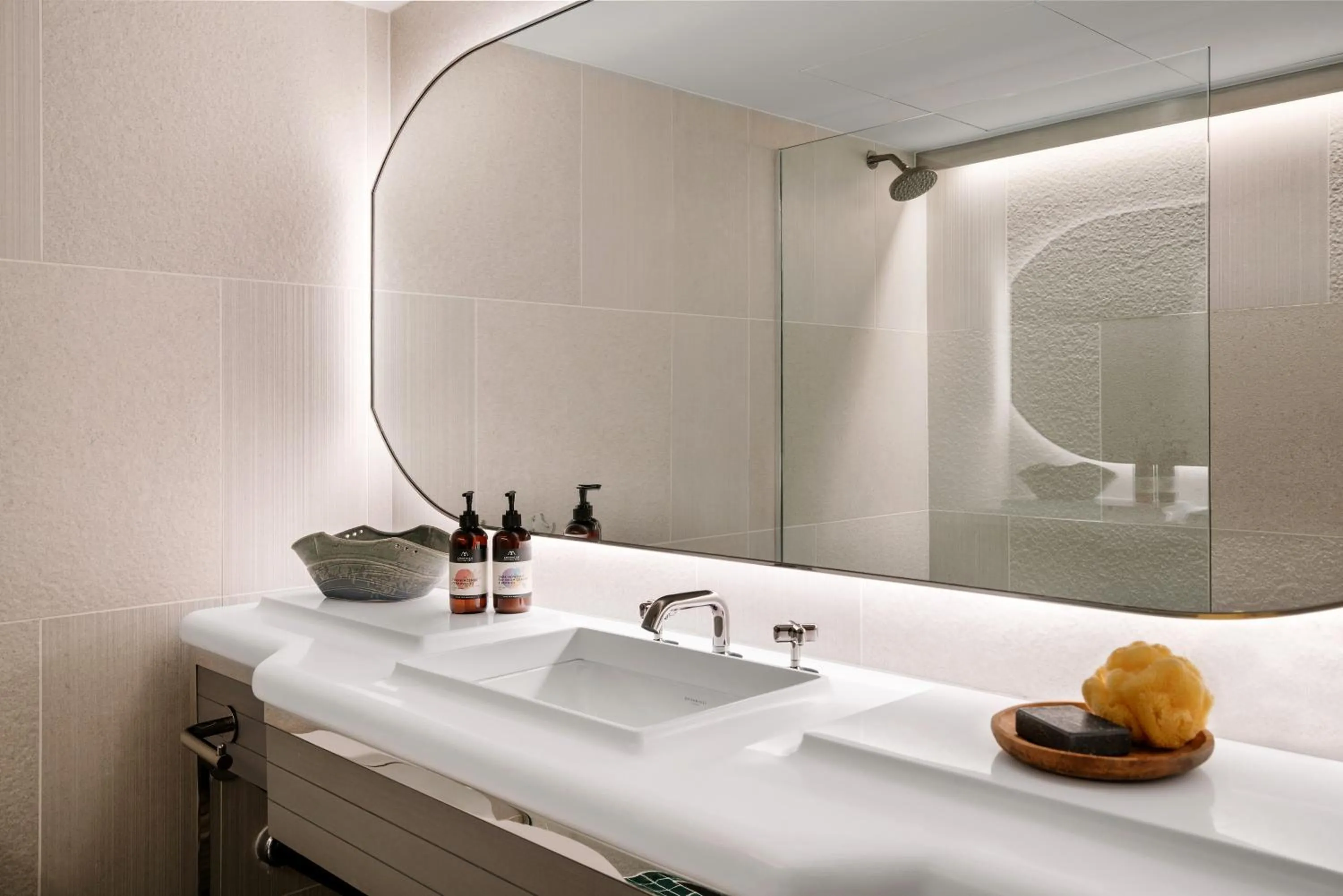 Lakeside Double Queen in The LINE Austin