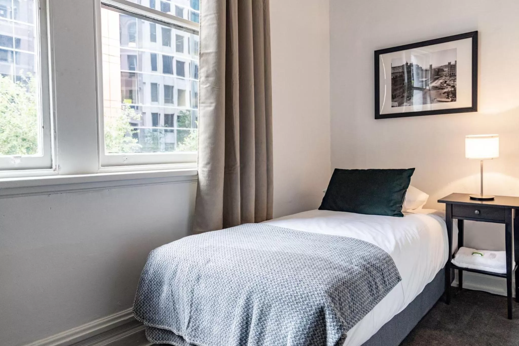 Single Room in Wynyard Hotel