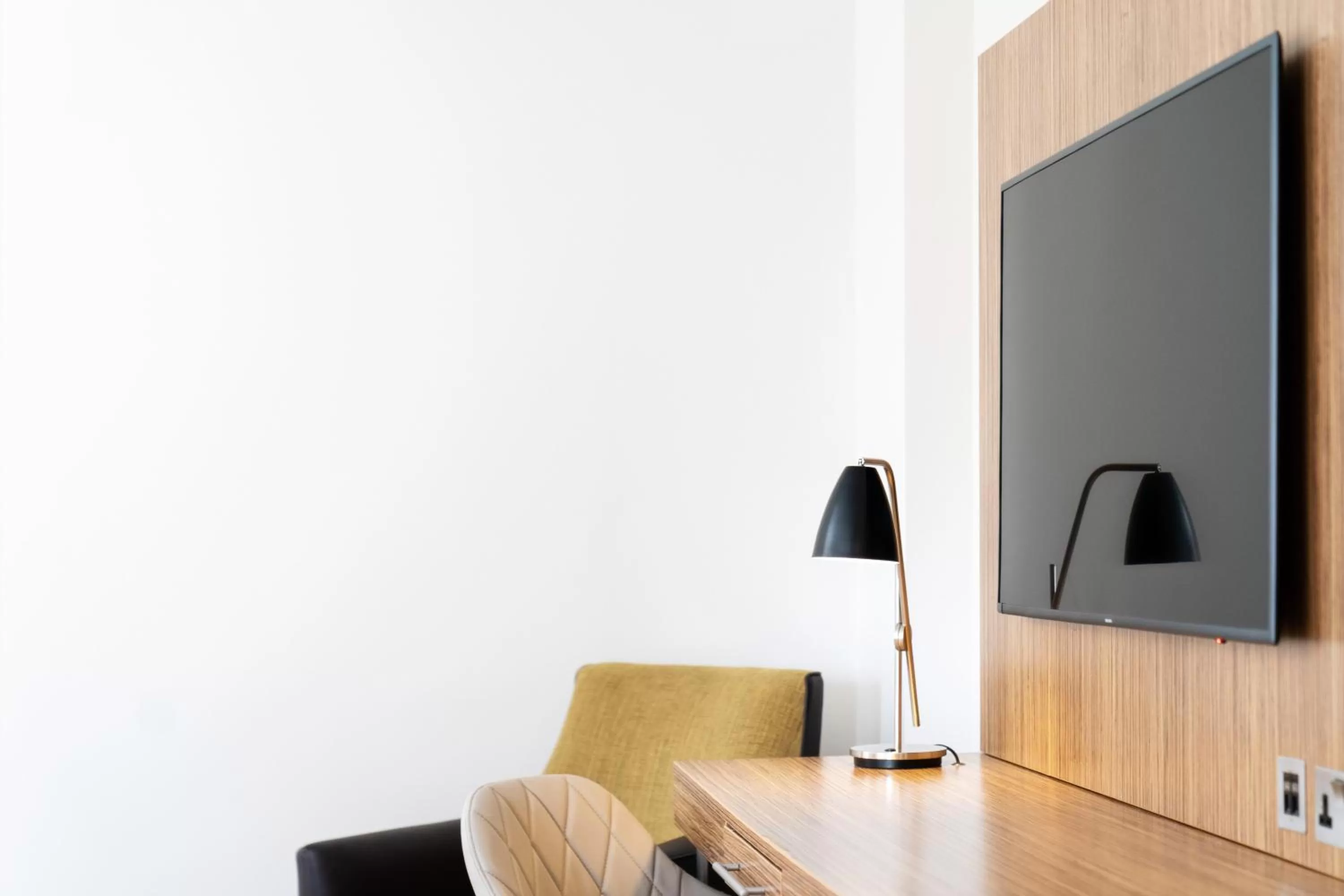 Standard Twin Room in Holiday Inn Stevenage by IHG