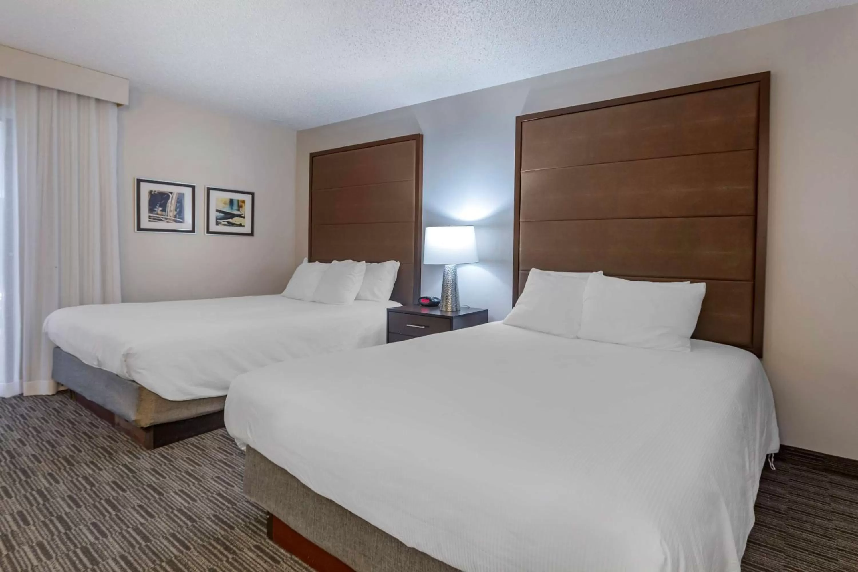 Queen Room with Two Queen Beds - Poolside in Best Western Plus Como Park Hotel