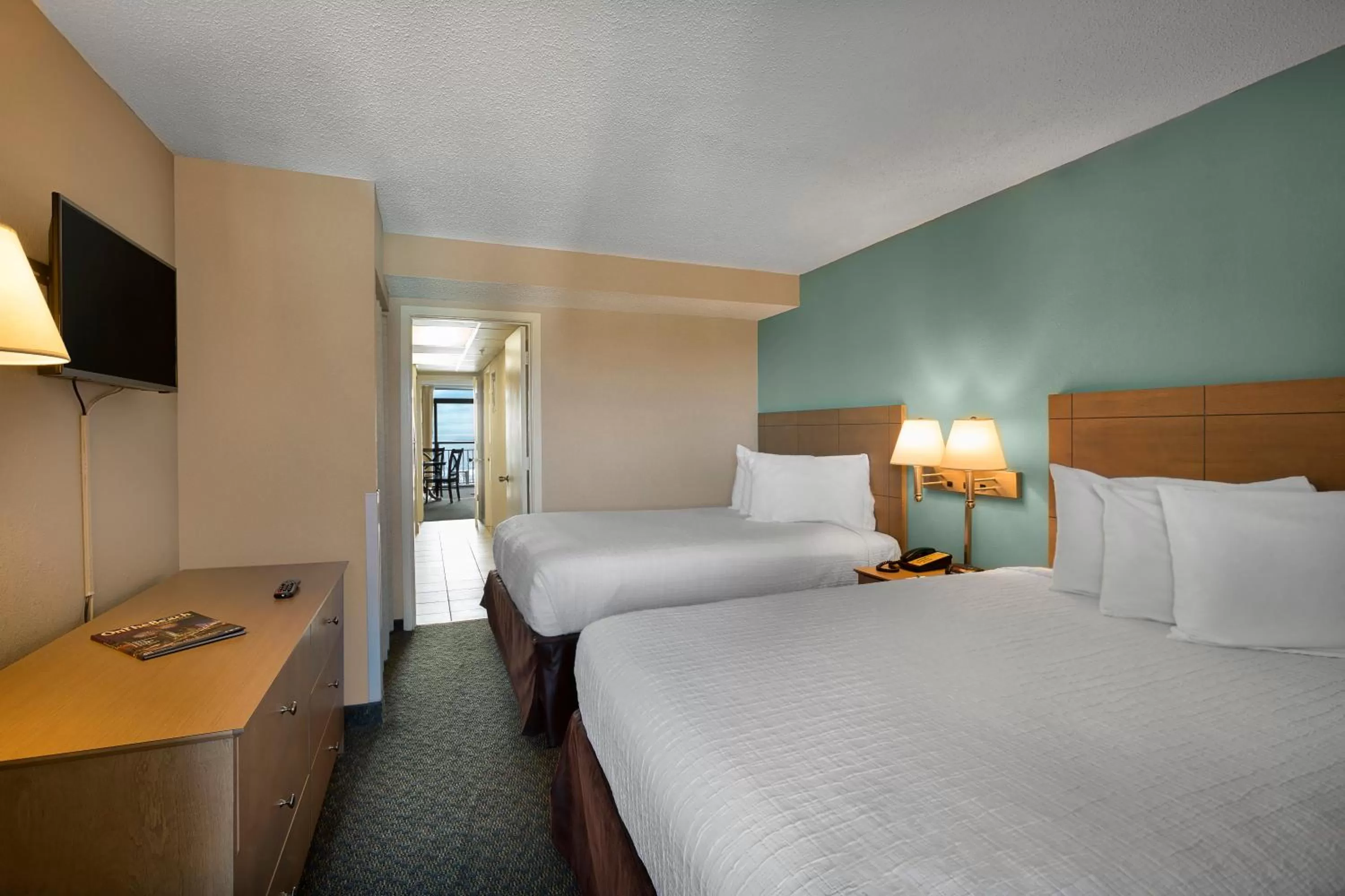 Deluxe Suite in Landmark Resort