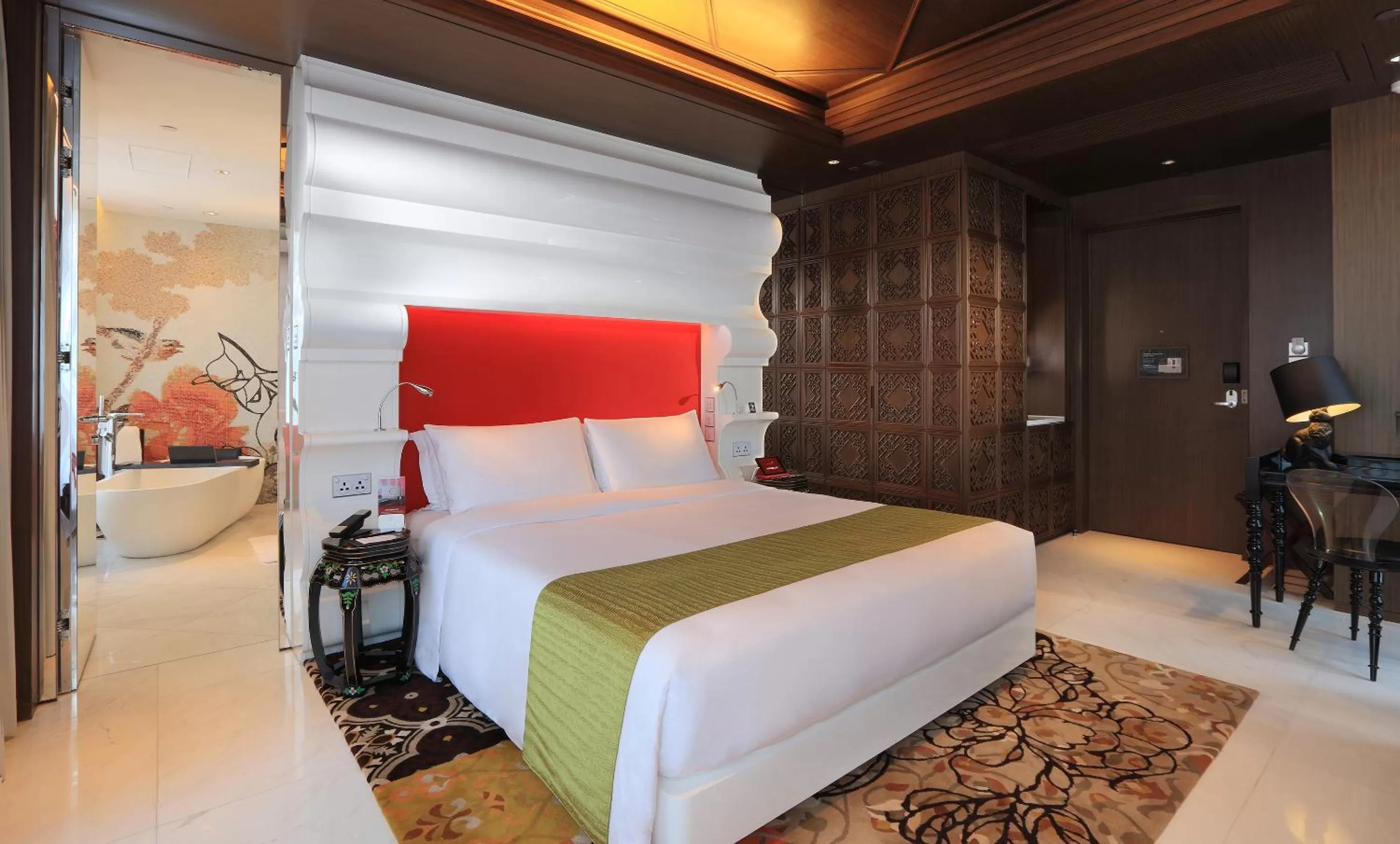 Half Moon Premier King Room with Partial Harbor View in Mira Moon