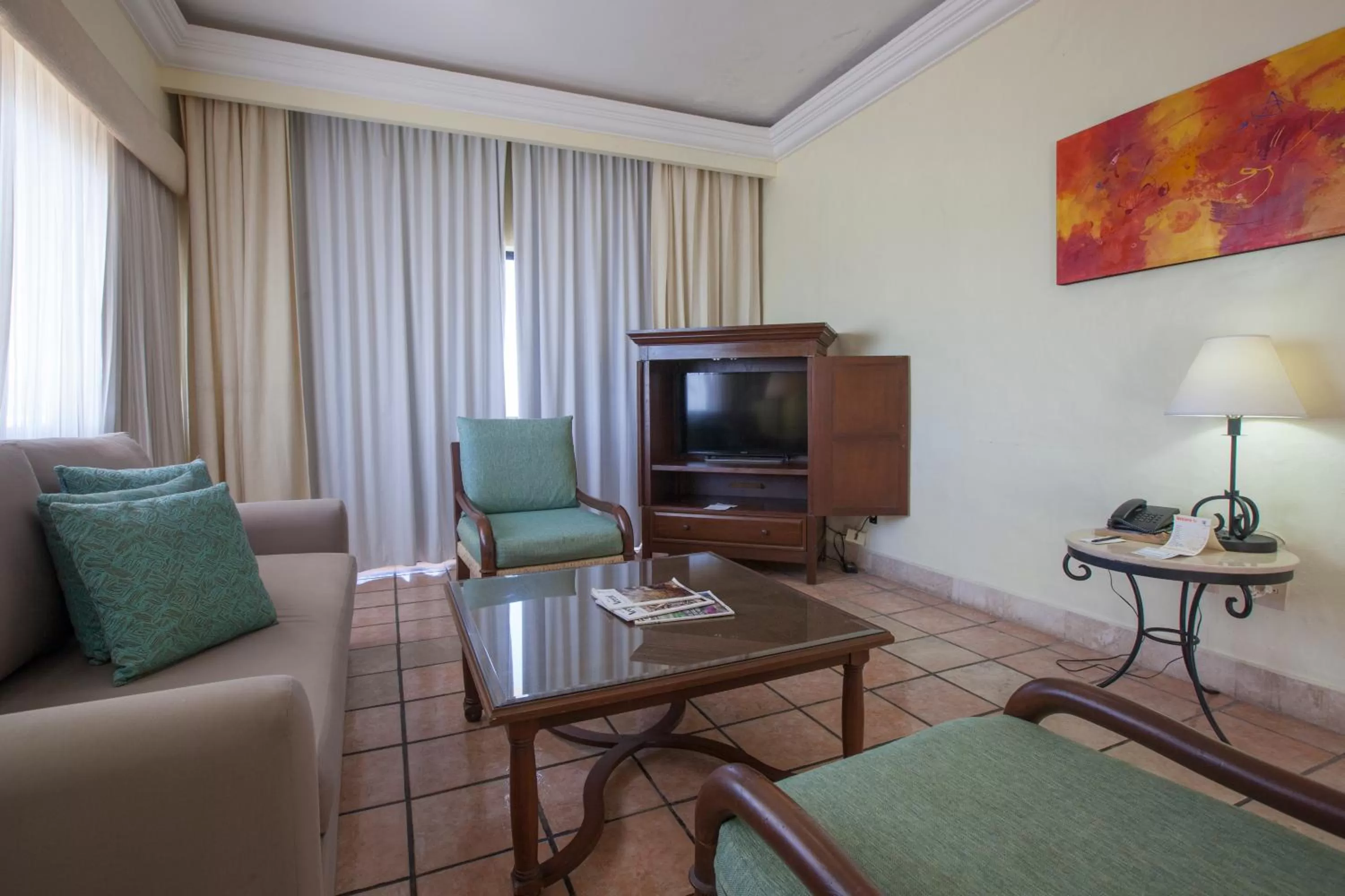 Deluxe Suite with Sea View - single occupancy in Royal Villas Resort