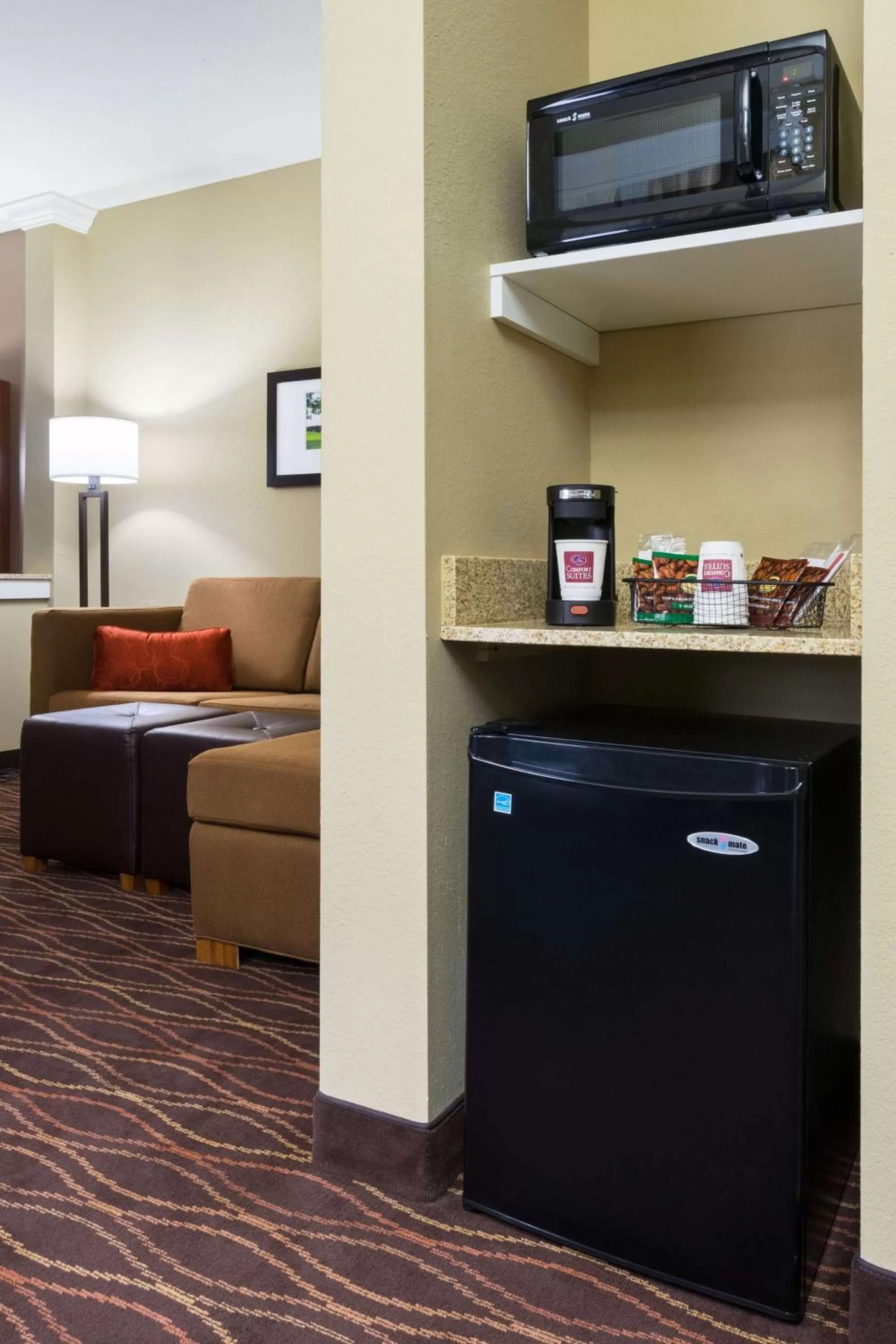 King Suite - Accessible/Non-Smoking in Comfort Suites DuBois Country Club